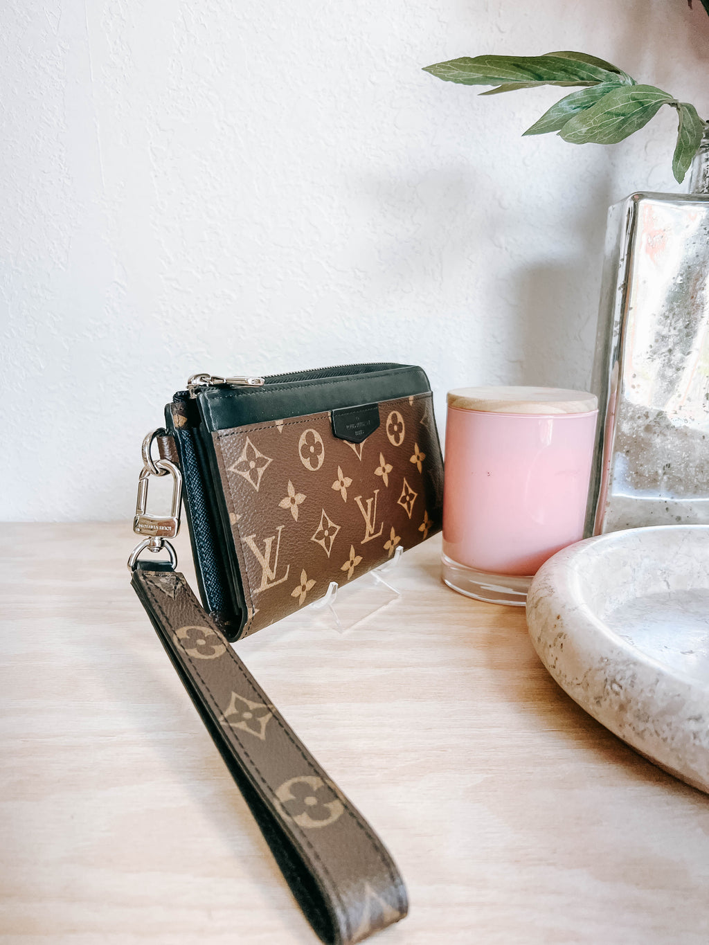 Louis Vuitton Monogram Macassar Zippy Dragonne Wallet