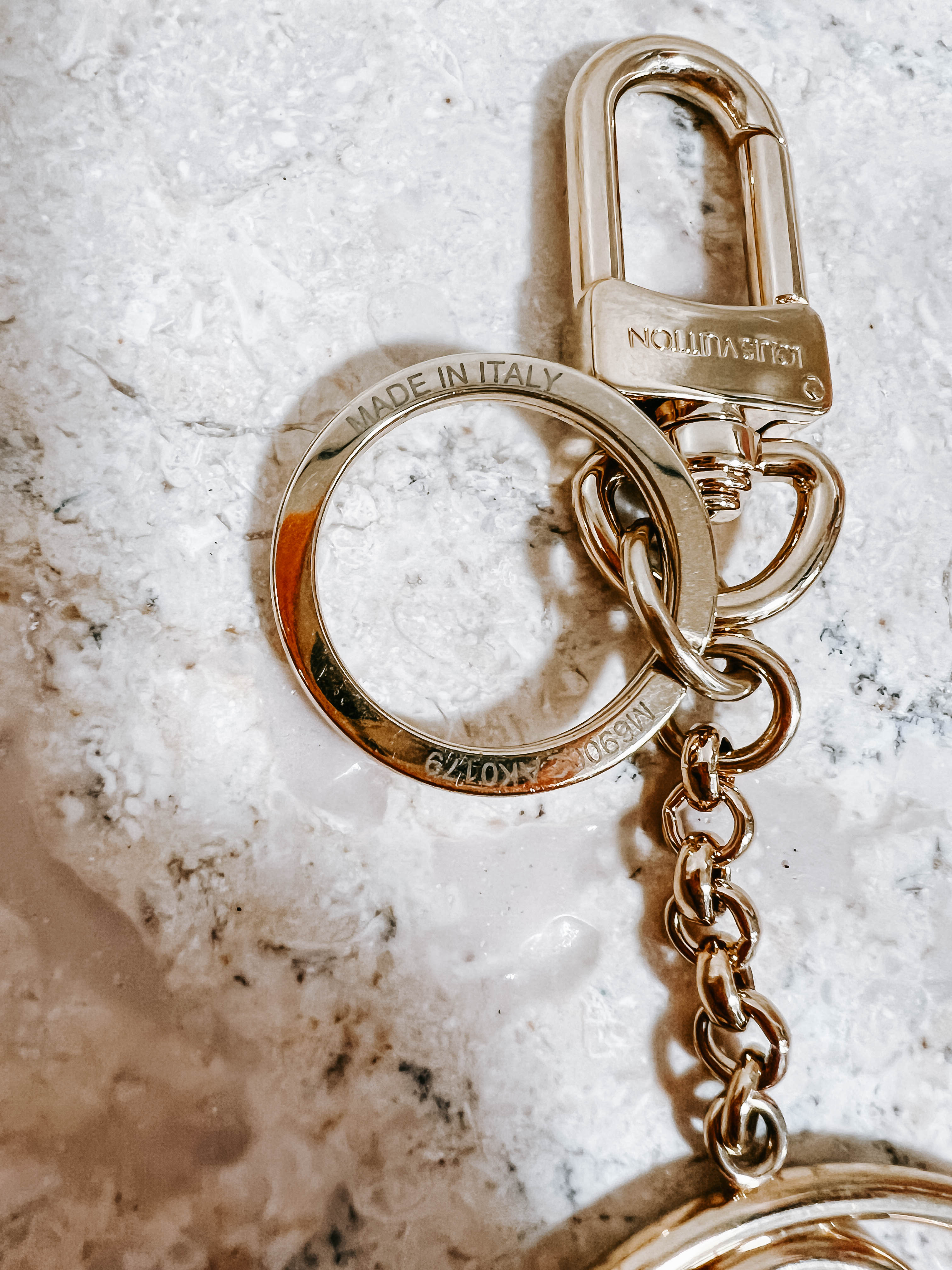 Pre-Owned LV Brass Keychain Porte Cle Flower Bag Charm