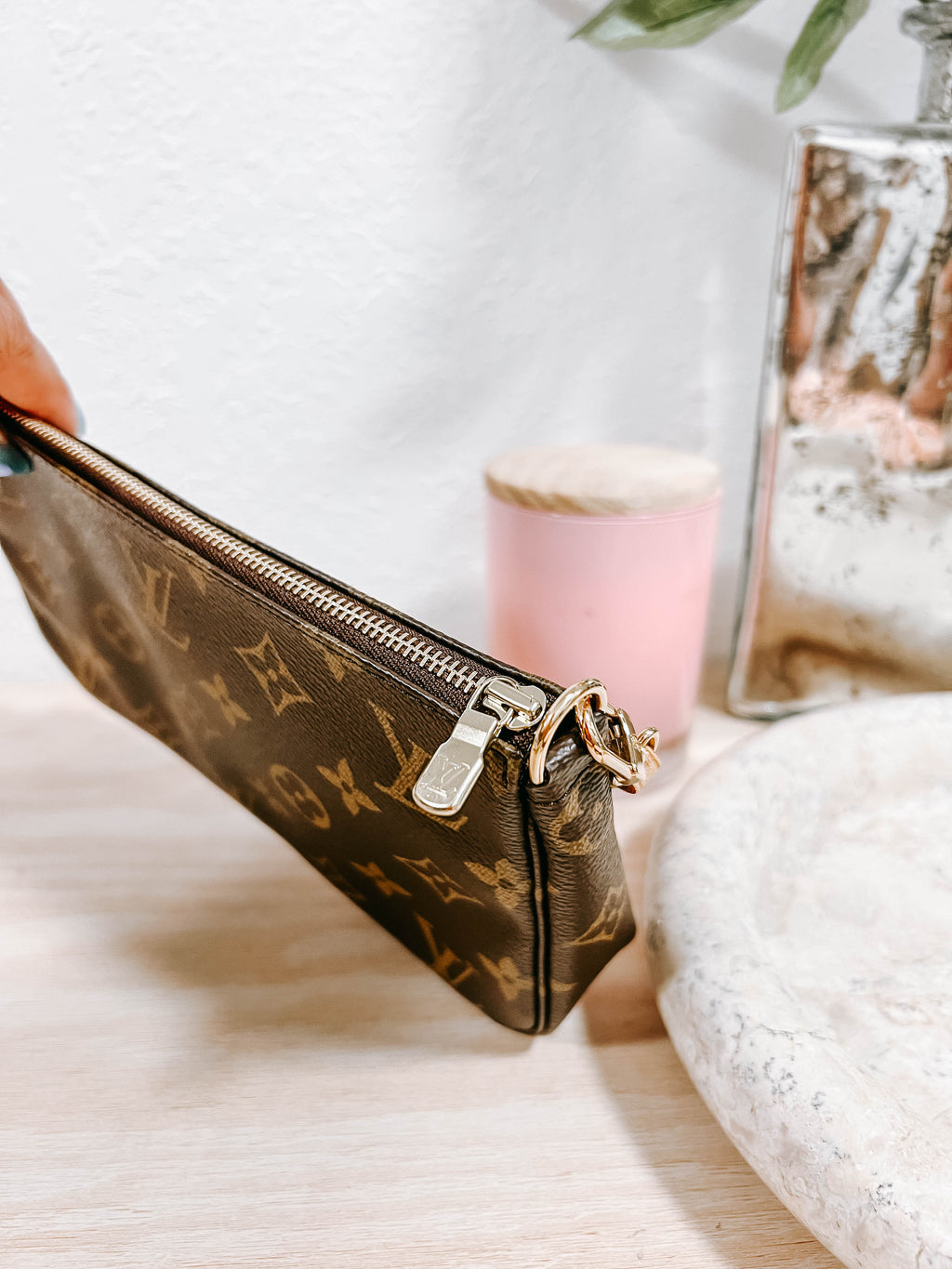 Louis Vuitton Monogram Pochette Accessories