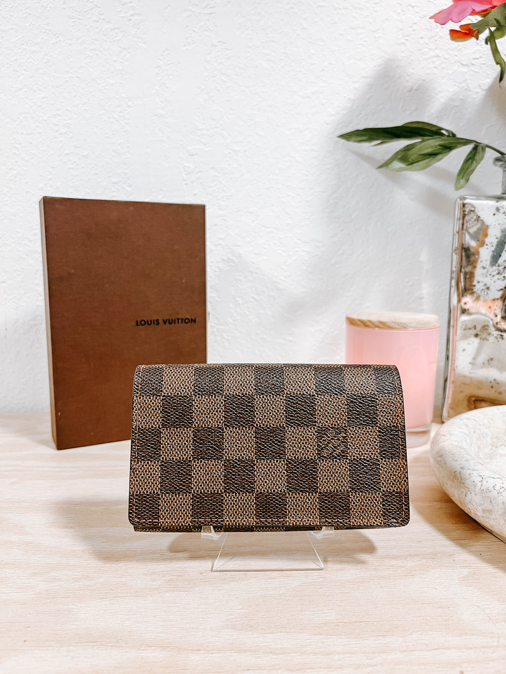 Pre-Owned LV Damier Ebene Porte Monnaie Tresor Wallet