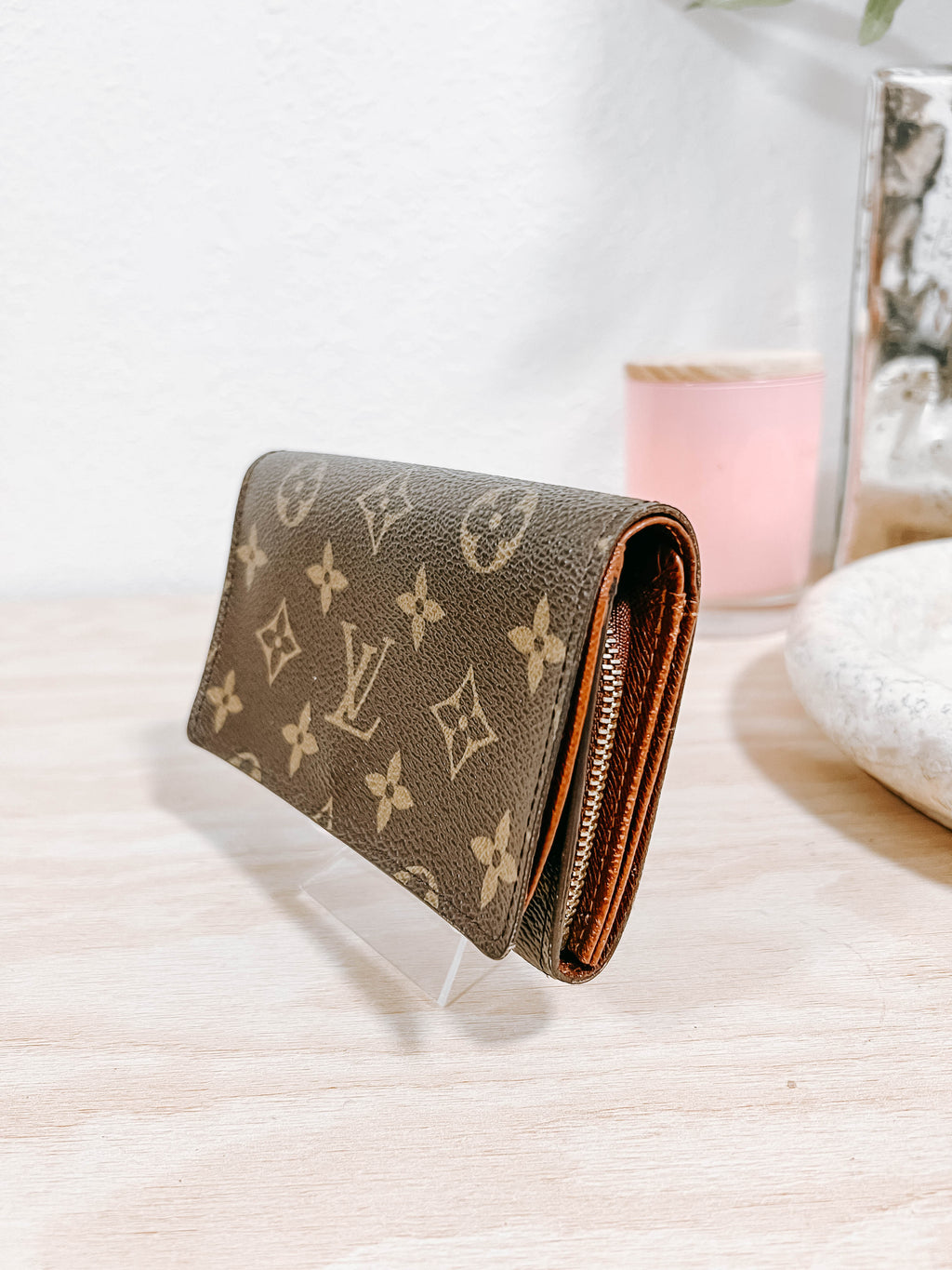 Pre-Owned LV Monogram Porte Monnaie Tresor Wallet