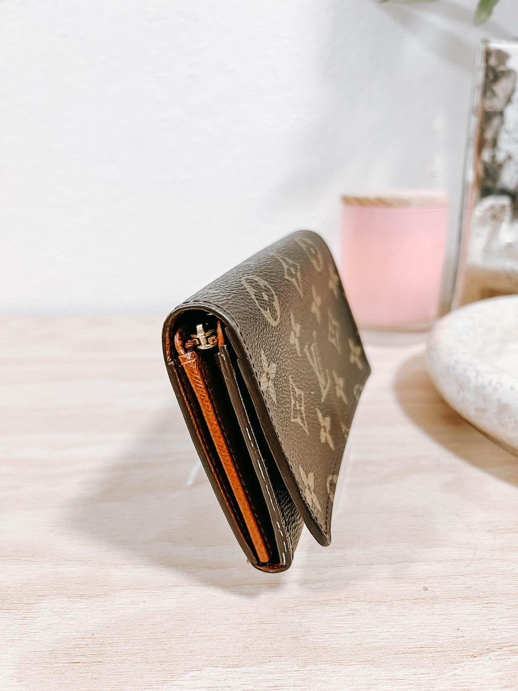 Pre-Owned LV Monogram Porte Monnaie Tresor Wallet