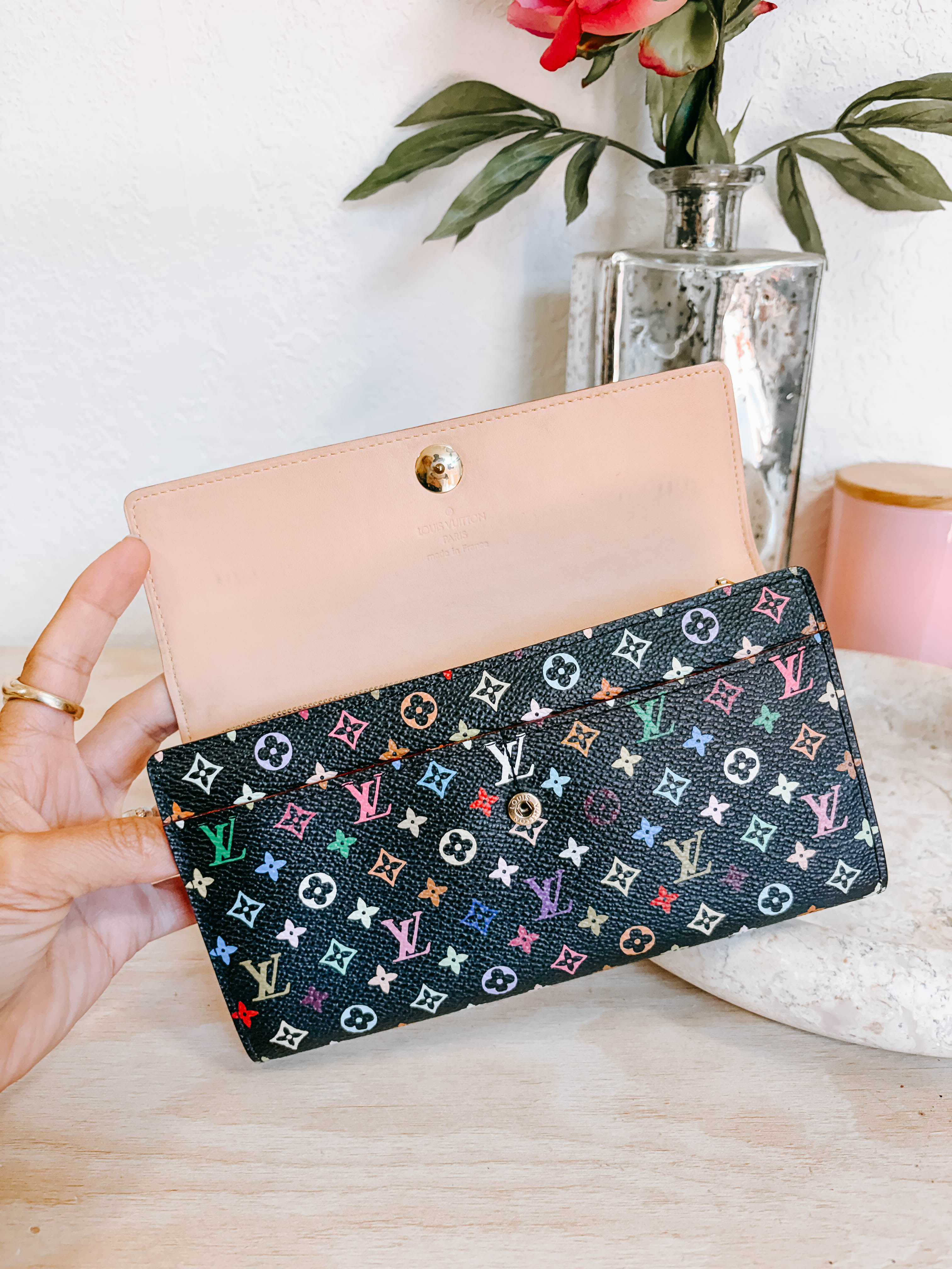 Pre-Owned Louis Vuitton Black Multicolor Monogram Sarah Wallet *Final Sale*