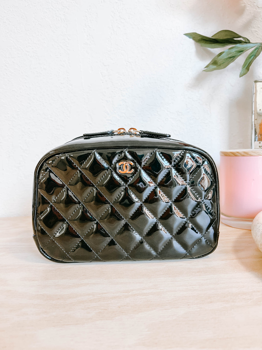 Pre-Owned Chanel Patent Leather Quilted Cosmetics Case