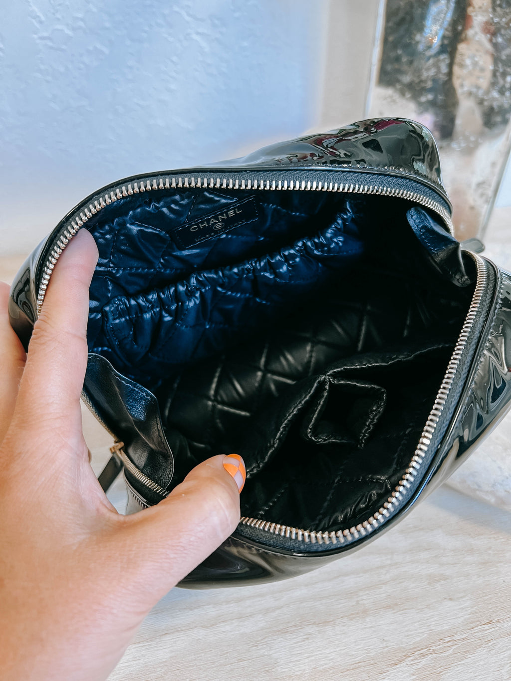 Pre-Owned Chanel Patent Leather Quilted Cosmetics Case