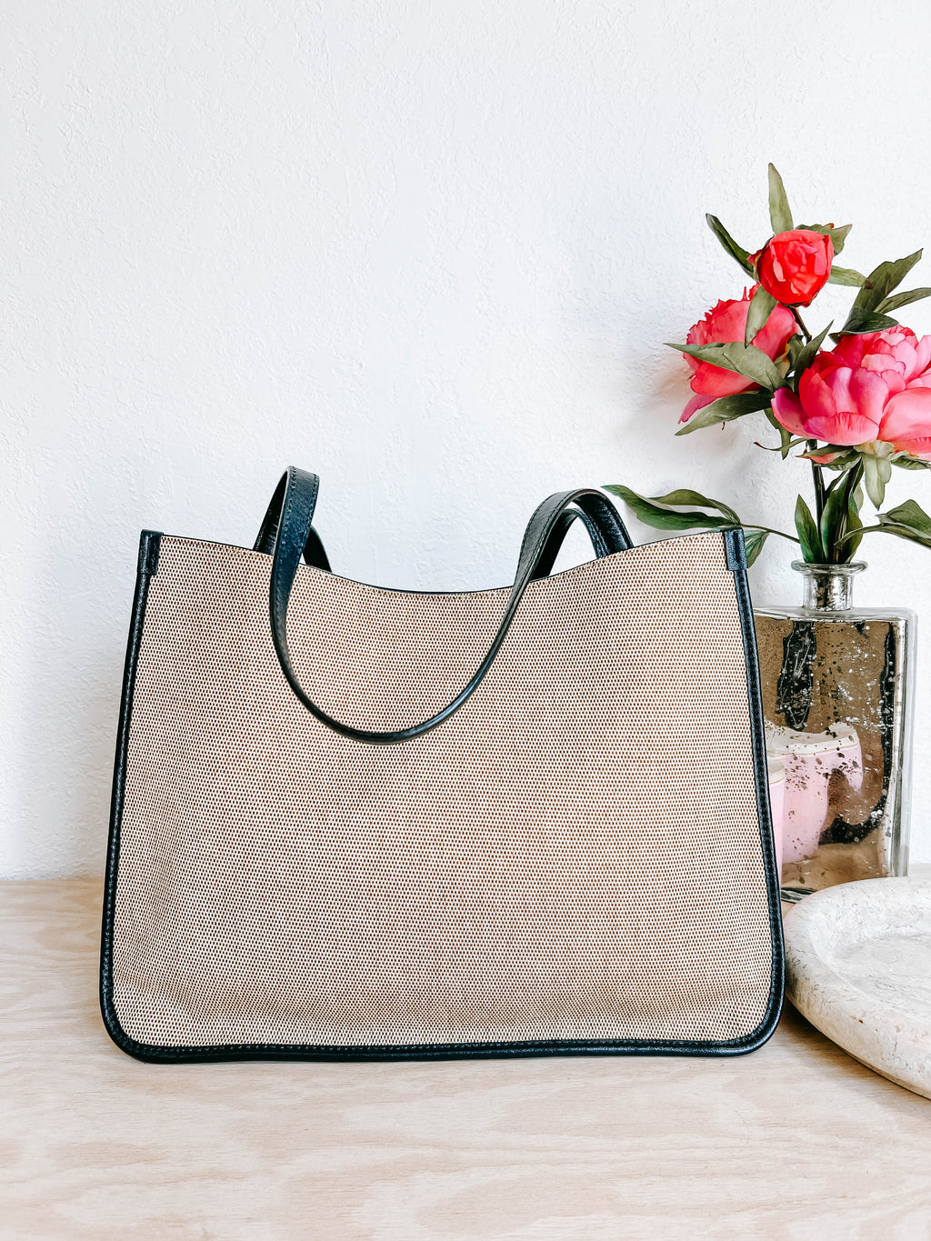 Pre-Owned Gucci Raffia Horsebit Tote Bag *Final Sale*