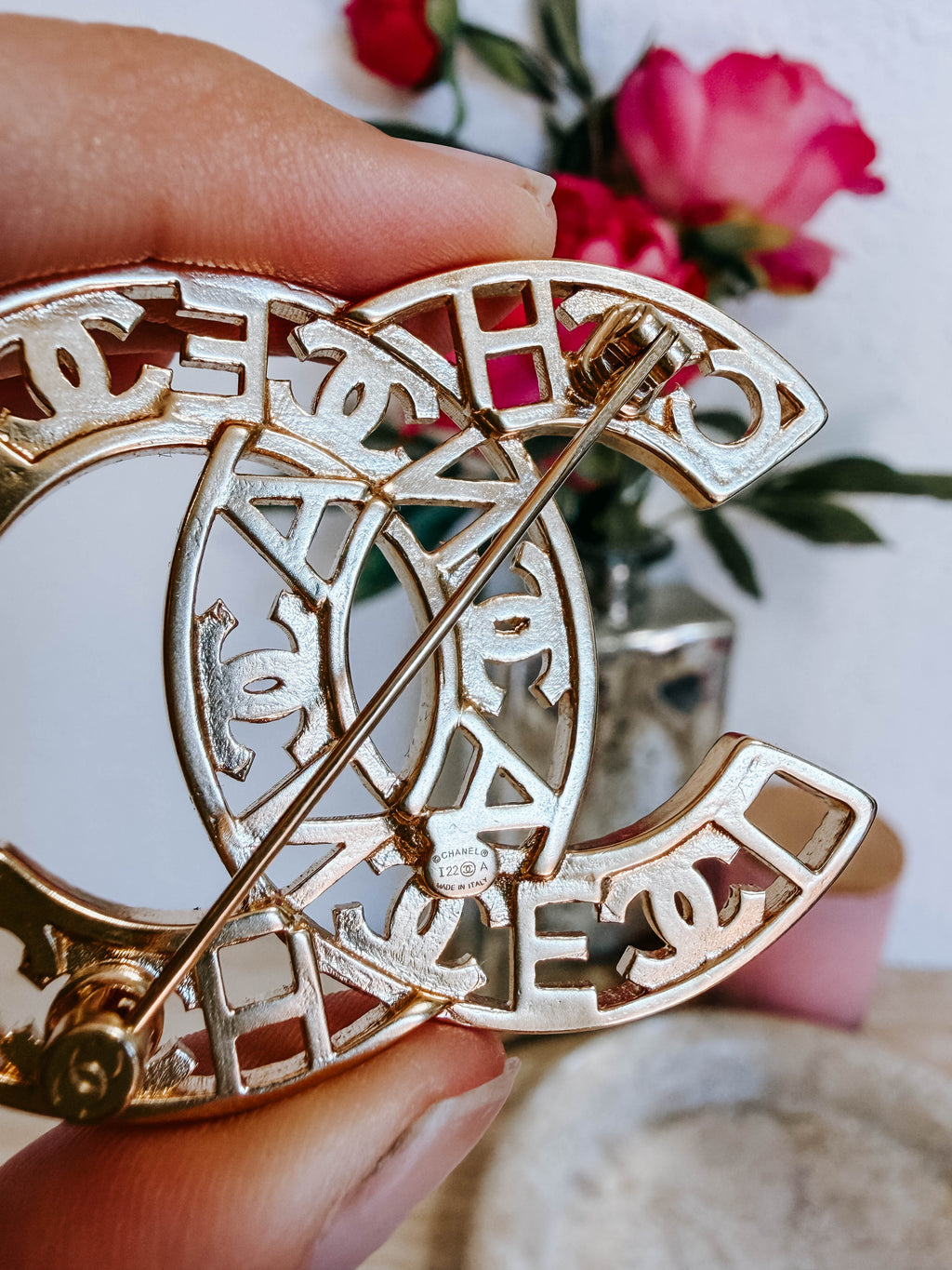Pre-Owned Chanel CC Rhinestone Brooch *Final Sale*