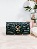 Pre-Owned LV New Wave Long Wallet