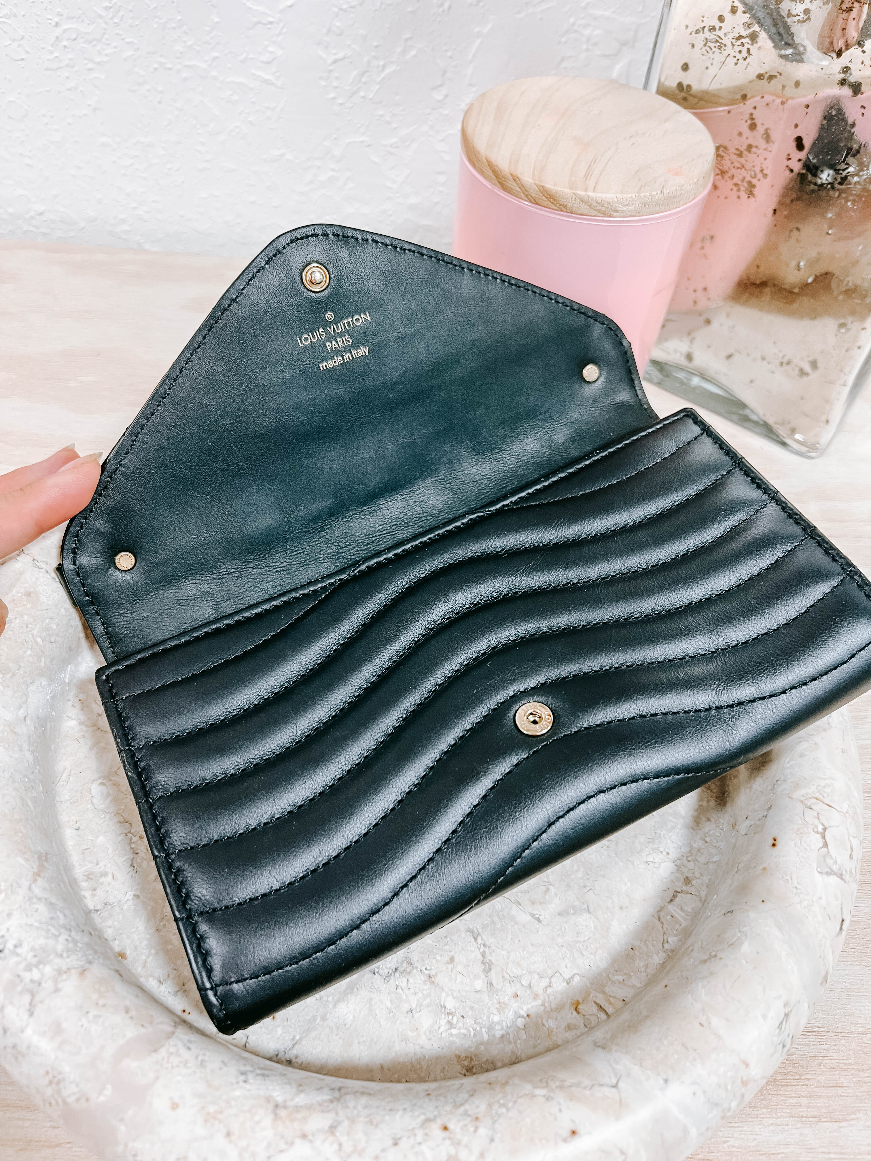 Pre-Owned LV New Wave Long Wallet