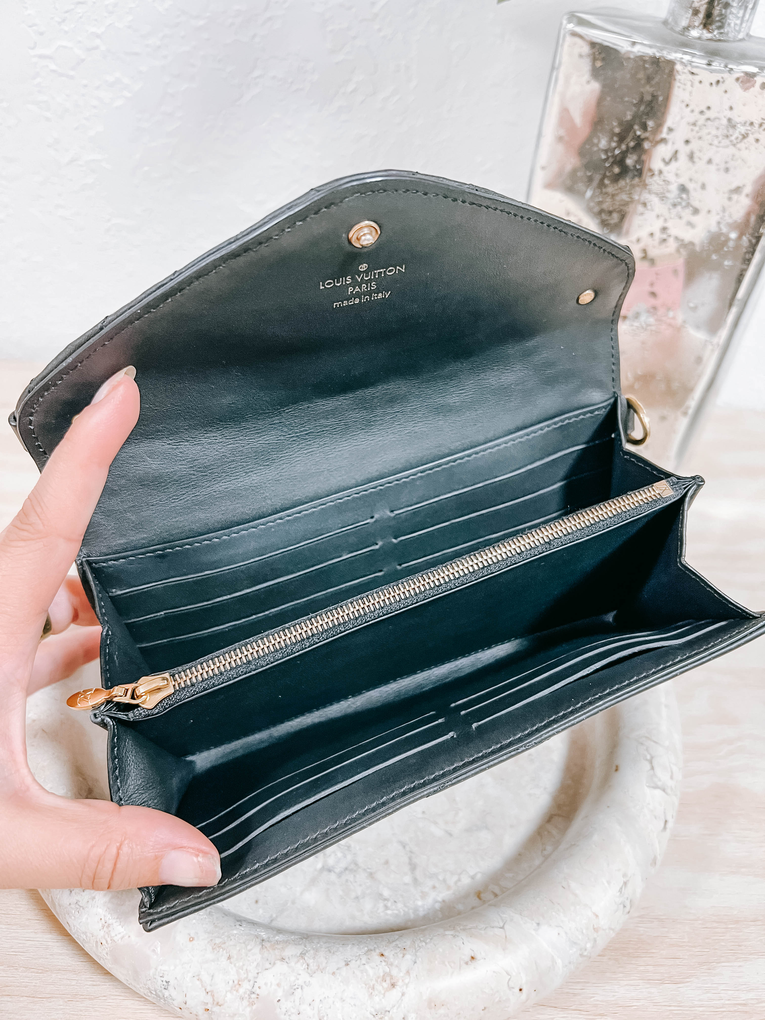 Pre-Owned LV New Wave Long Wallet