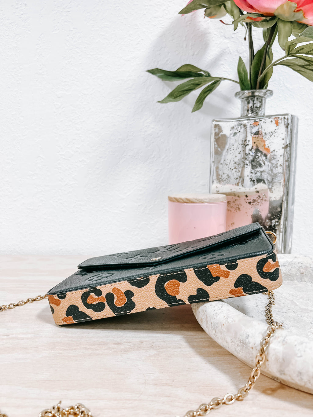 Pre-Owned LV Monogram Empreinte Wild at Heart Pochette Felicie