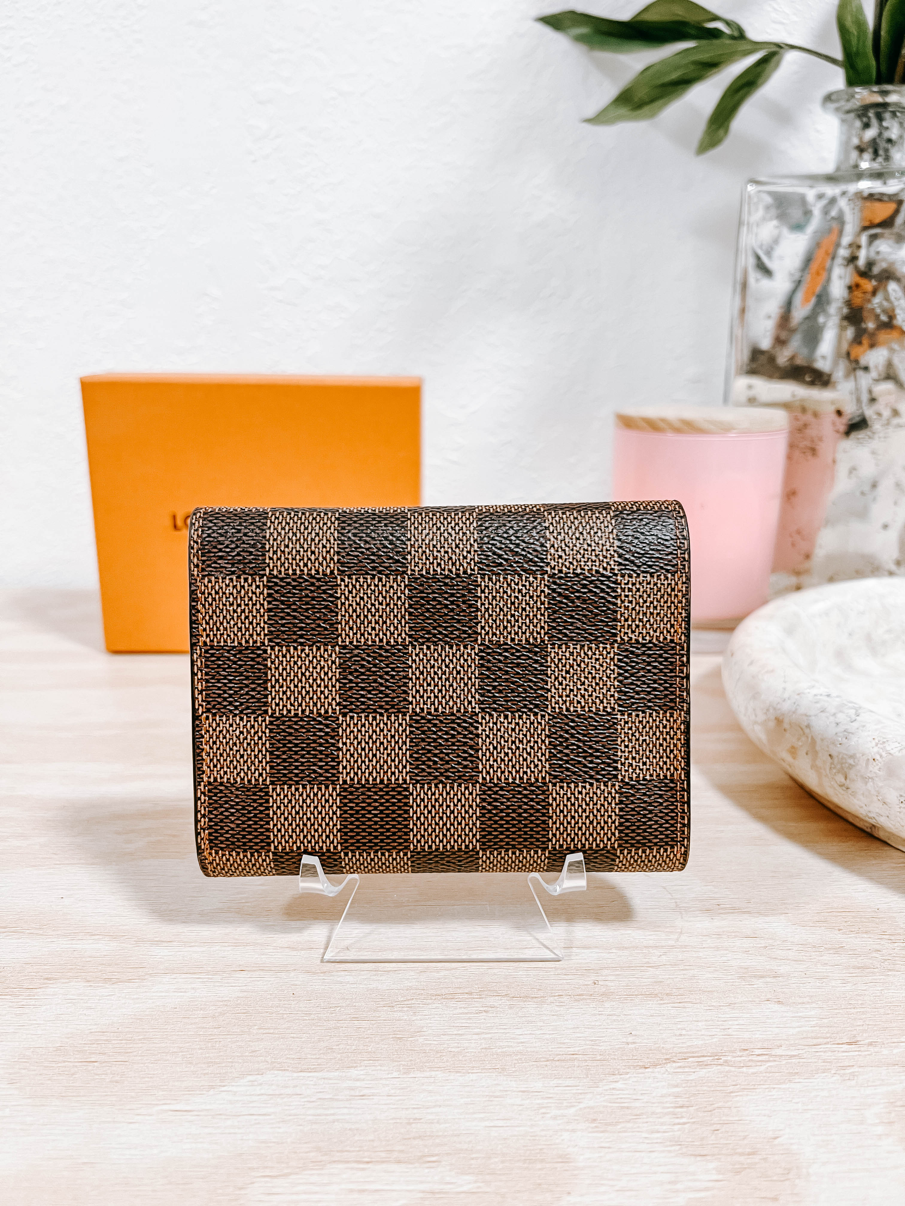 Pre-Owned Louis Vuitton Damier Ebene Victorine Wallet