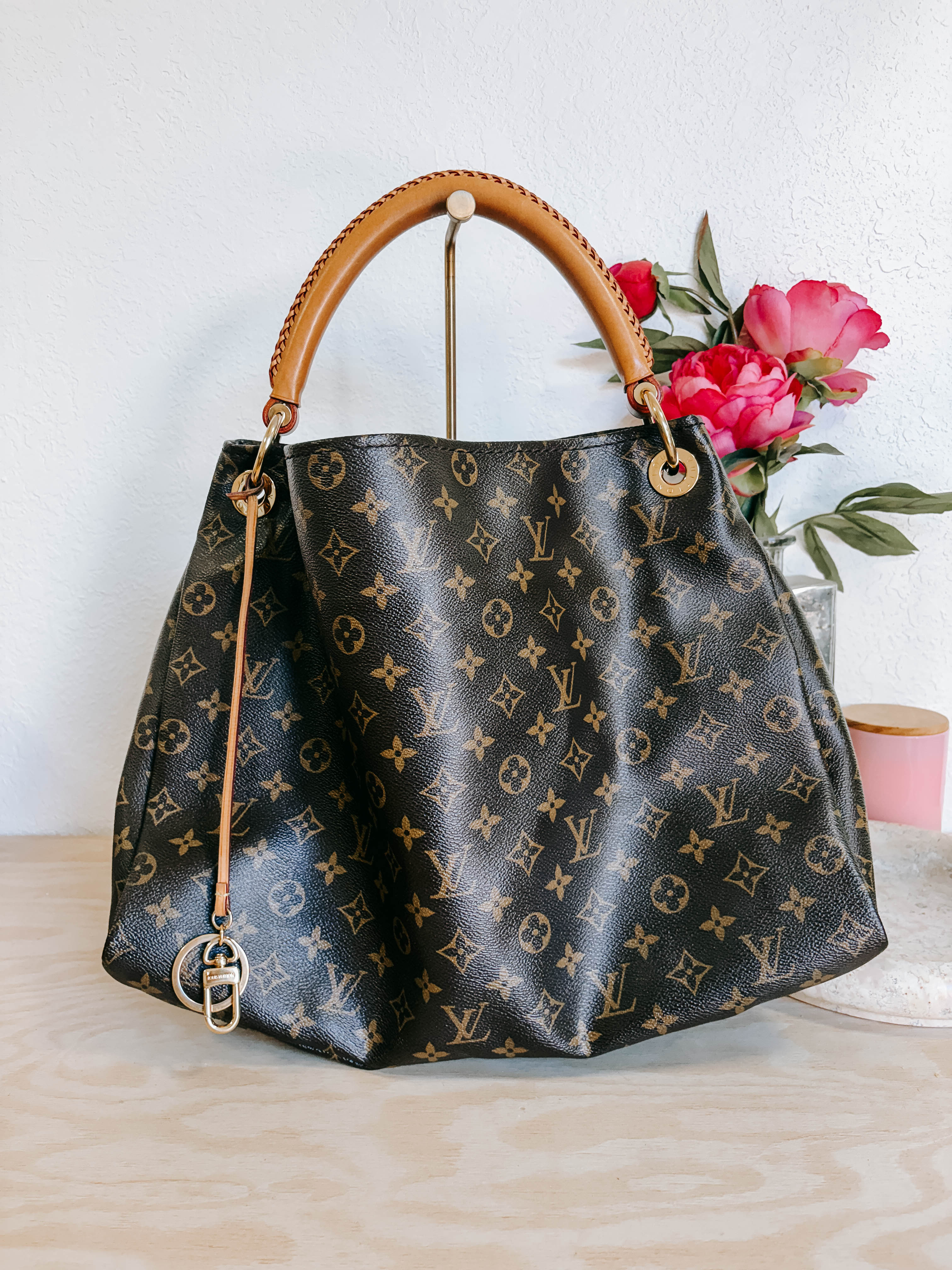 Pre-Owned Louis Vuitton Monogram Artsy Bag *Final Sale*