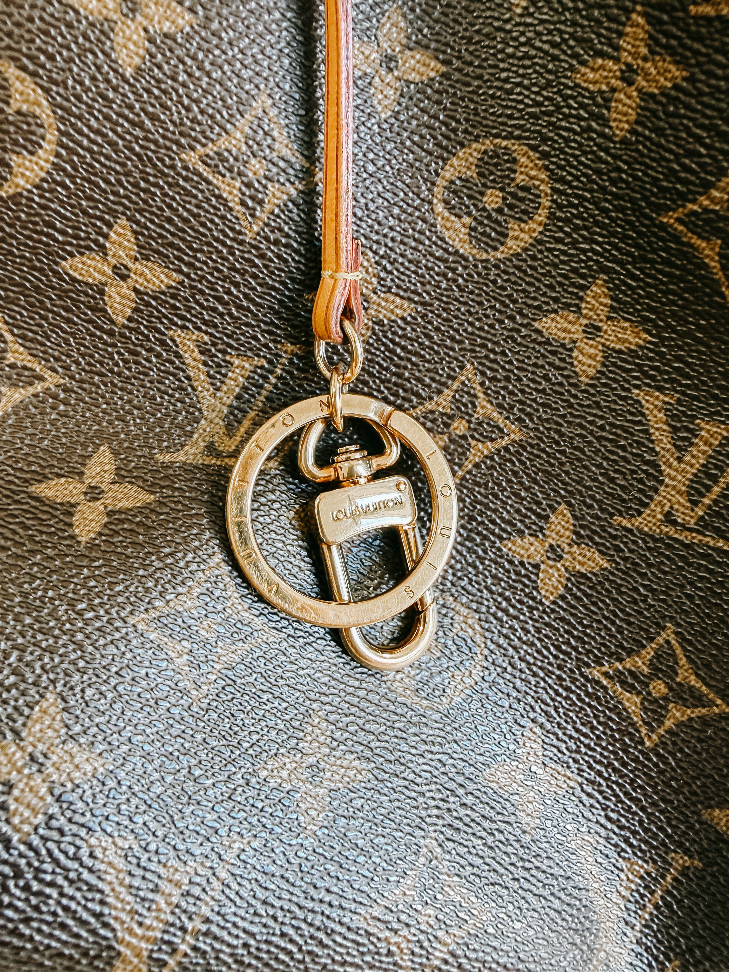 Pre-Owned Louis Vuitton Monogram Artsy Bag *Final Sale*
