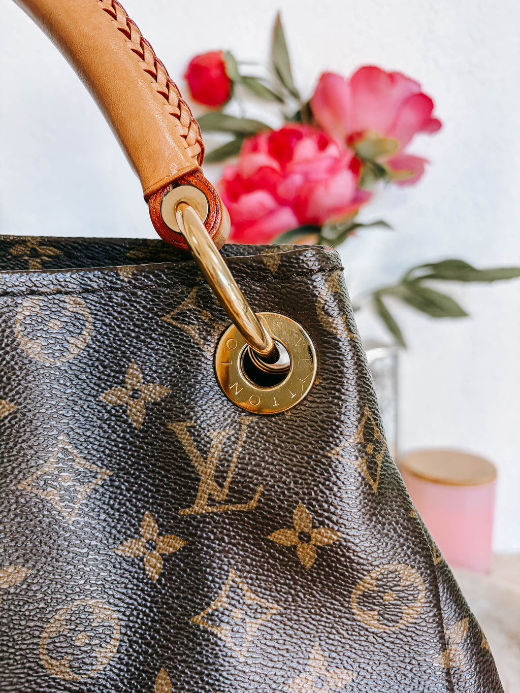 Pre-Owned Louis Vuitton Monogram Artsy Bag *Final Sale*