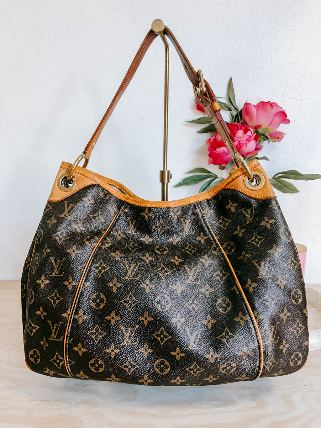 Pre-Owned Louis Vuitton Monogram Galliera MM Bag *Final Sale*