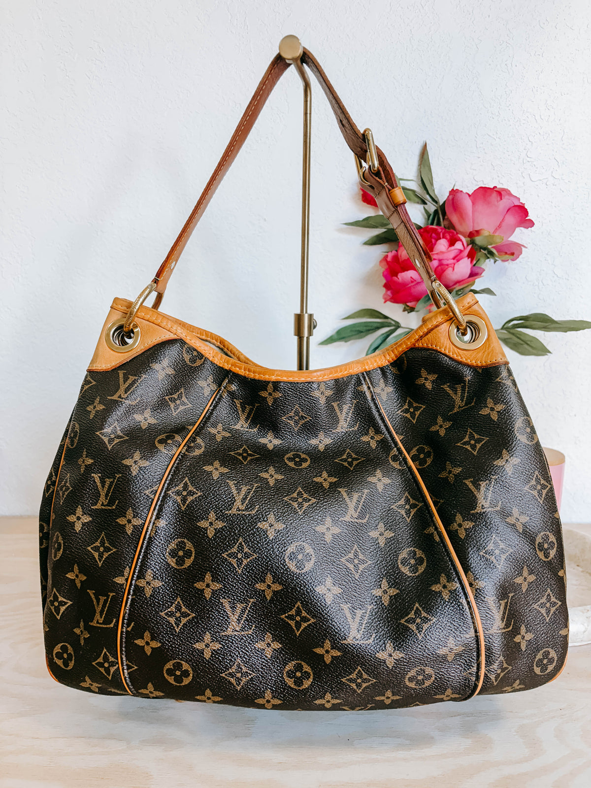 Pre-Owned Louis Vuitton Monogram Galliera MM Bag *Final Sale*