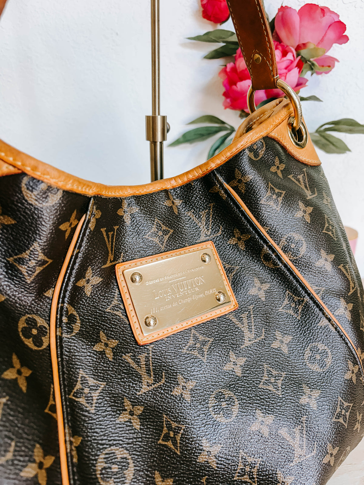 Pre-Owned Louis Vuitton Monogram Galliera MM Bag *Final Sale*