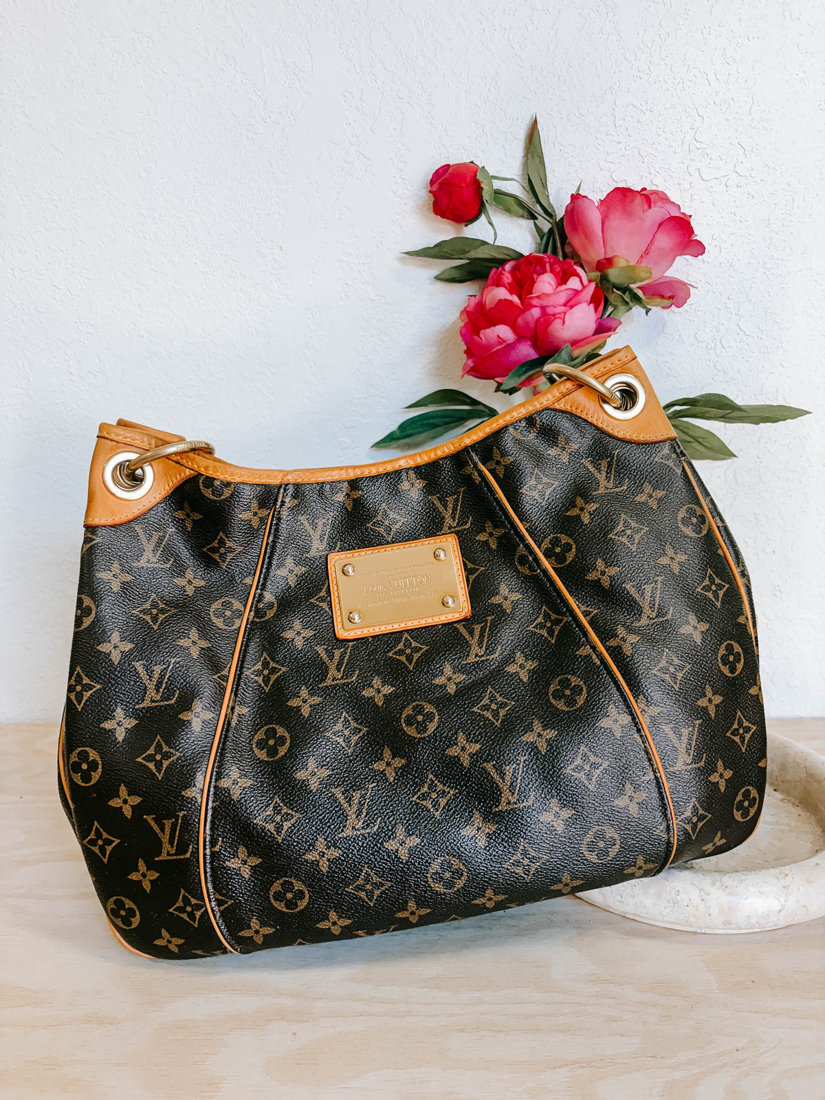 Pre-Owned Louis Vuitton Monogram Galliera MM Bag *Final Sale*