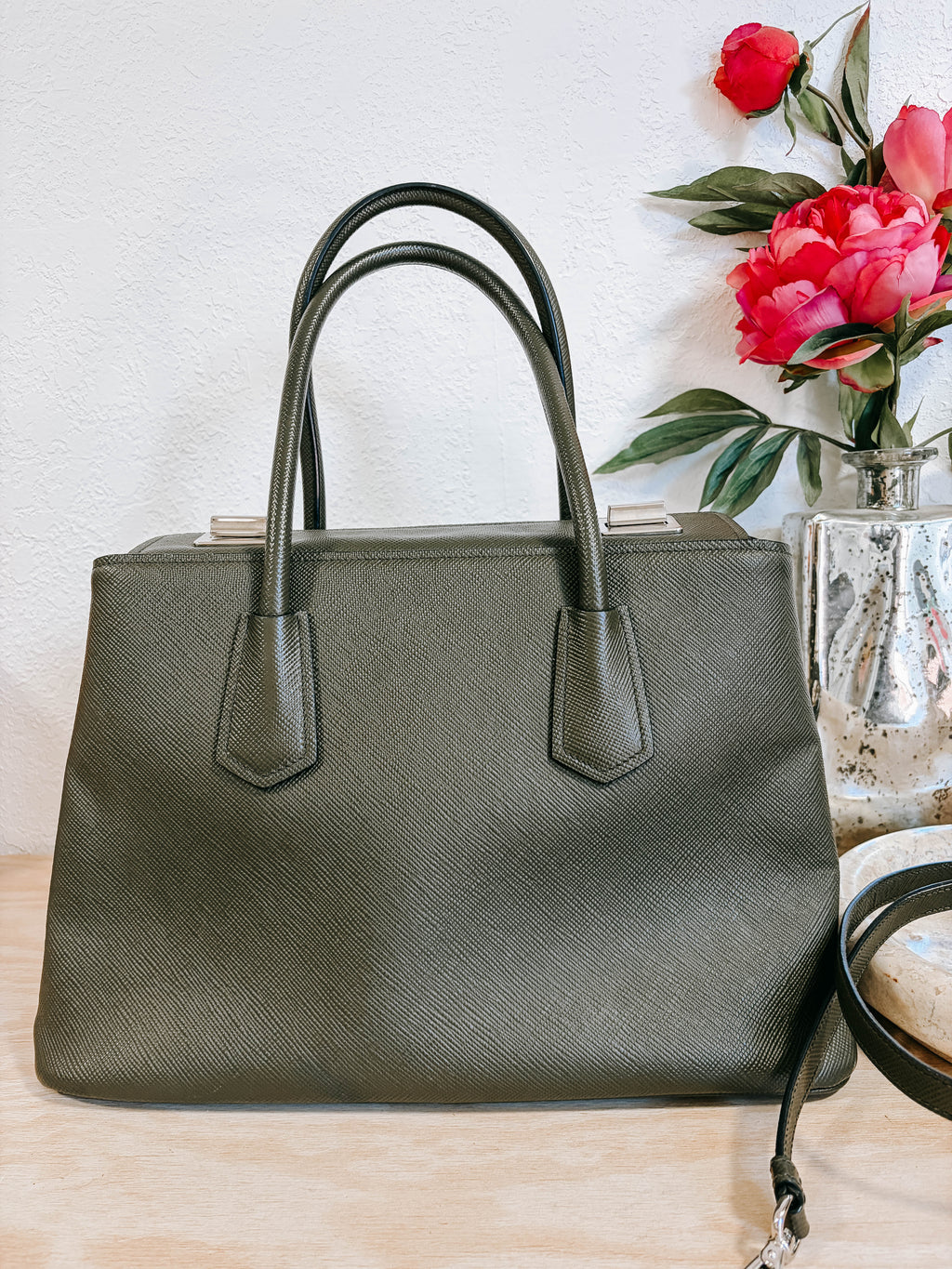 Pre-Owned Prada Saffiano Cuir Twin Lock Tote Bag *Final Sale*