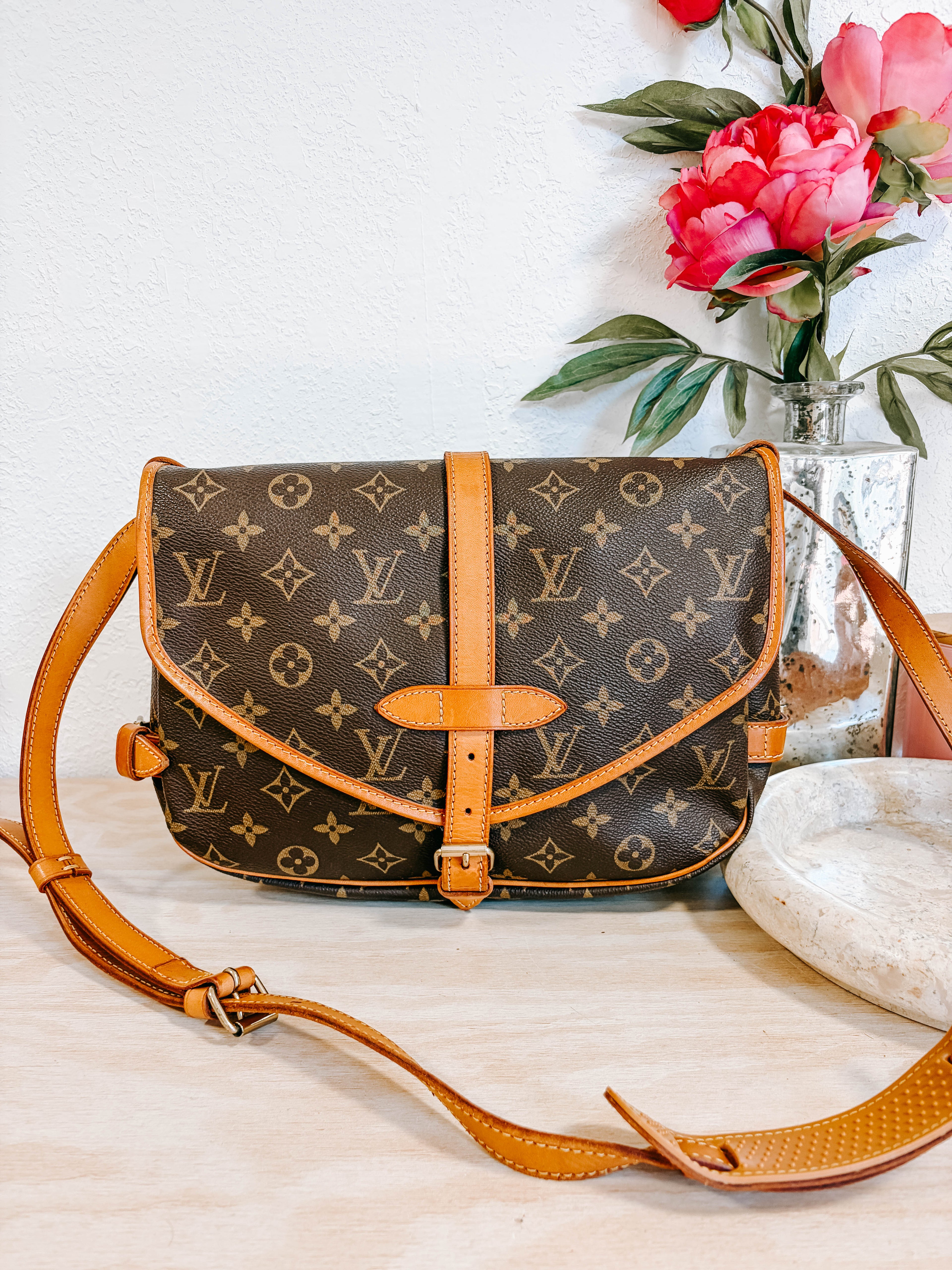 Pre-Owned Louis Vuitton Monogram Saumur 30 Crossbody Bag *Final Sale*