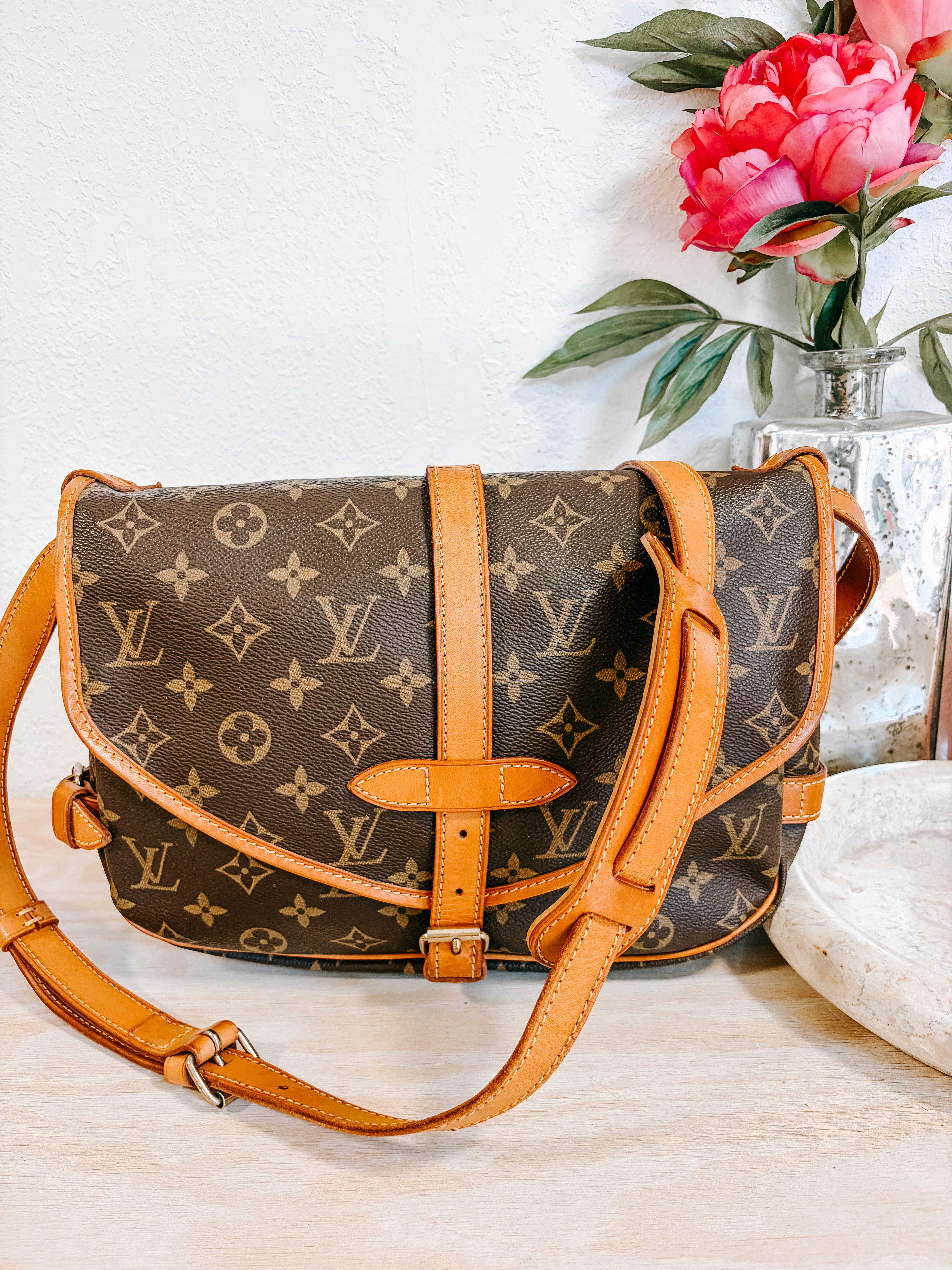 Pre-Owned Louis Vuitton Monogram Saumur 30 Crossbody Bag *Final Sale*