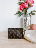 Pre-Owned Louis Vuitton Monogram Toiletry 15 Case *Final Sale*