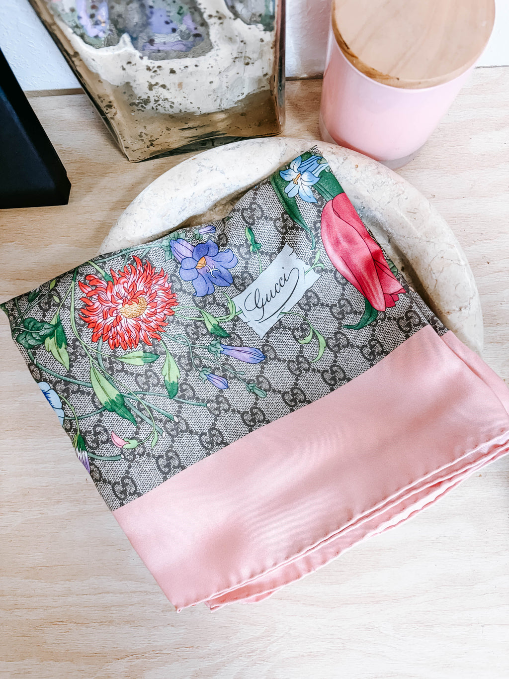 Pre-Owned NWT Gucci Floral Square Scarf *Final Sale*