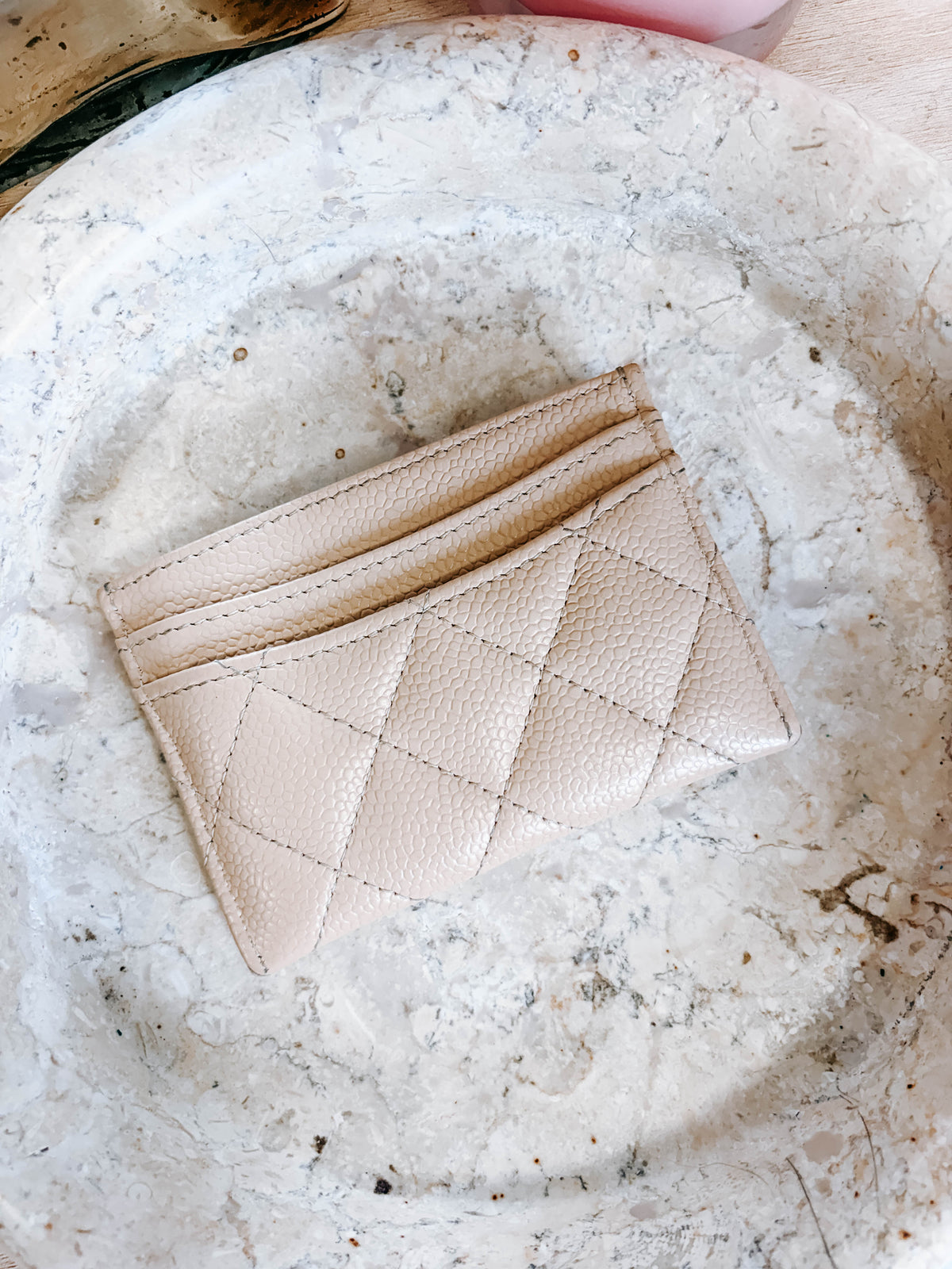 Pre-Owned Chanel Beige Caviar Quilted Card Holder *Final Sale*