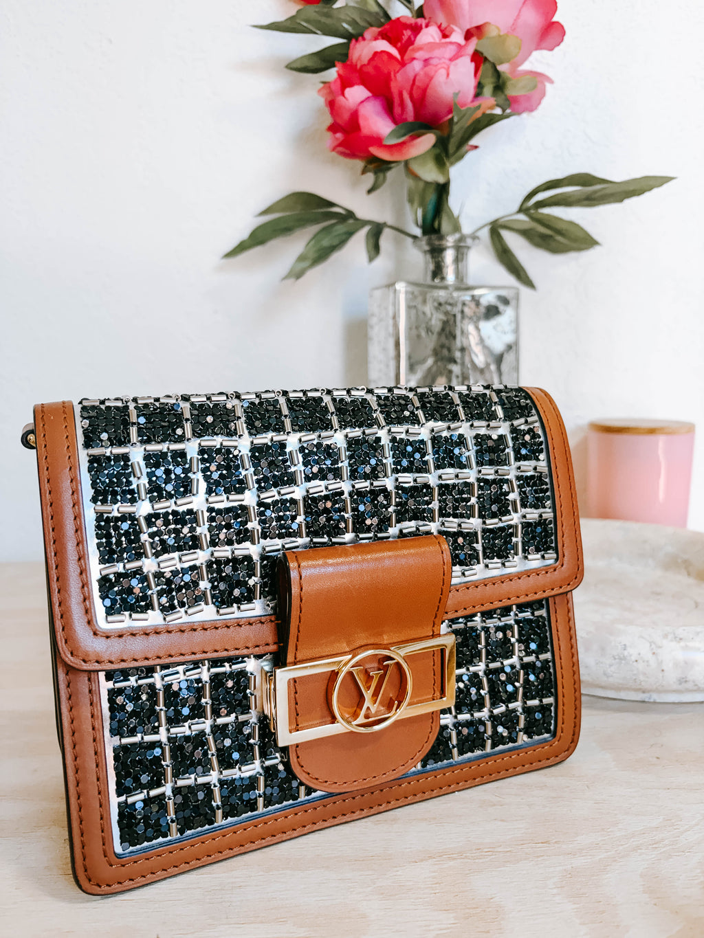 Pre-Owned Louis Vuitton Dauphine Shoulder Bag Beaded Tweed Mini