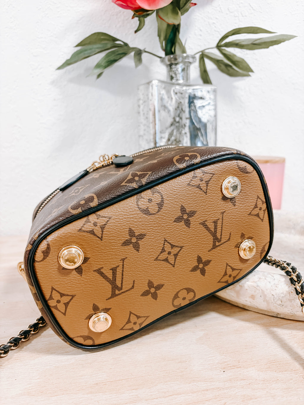Pre-Owned Louis Vuitton Reverse Monogram Vanity Bag
