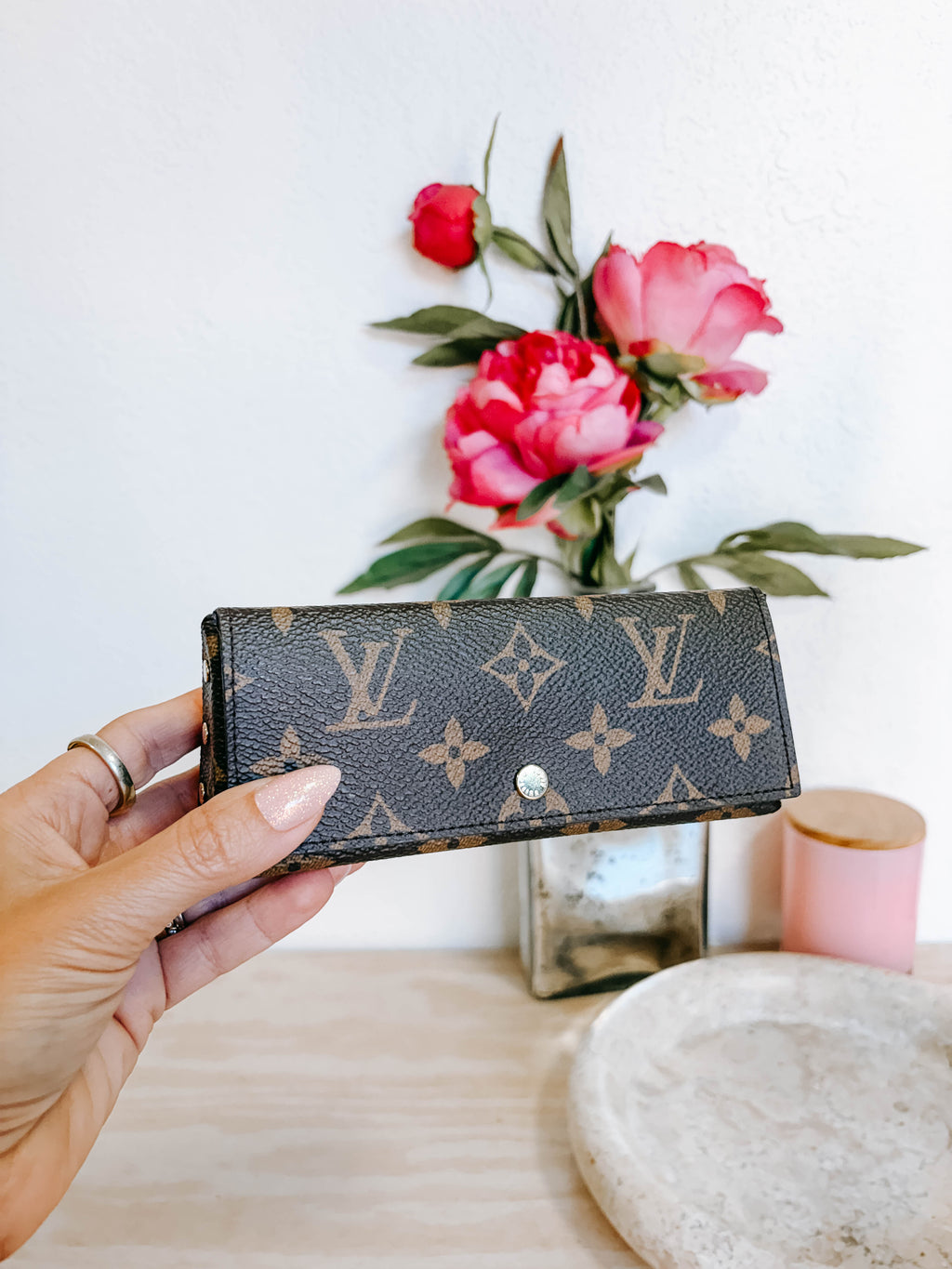 Louis Vuitton Monogram Rivet Pochette Pen Case – Fuchsia Pink Interior