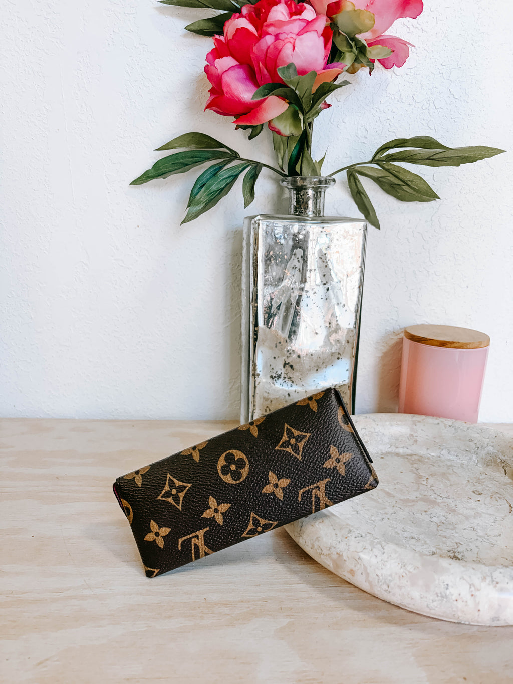 Louis Vuitton Monogram Rivet Pochette Pen Case – Fuchsia Pink Interior