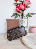 Pre-Owned Louis Vuitton Monogram Zippy Wallet - Rose Ballerine Interior