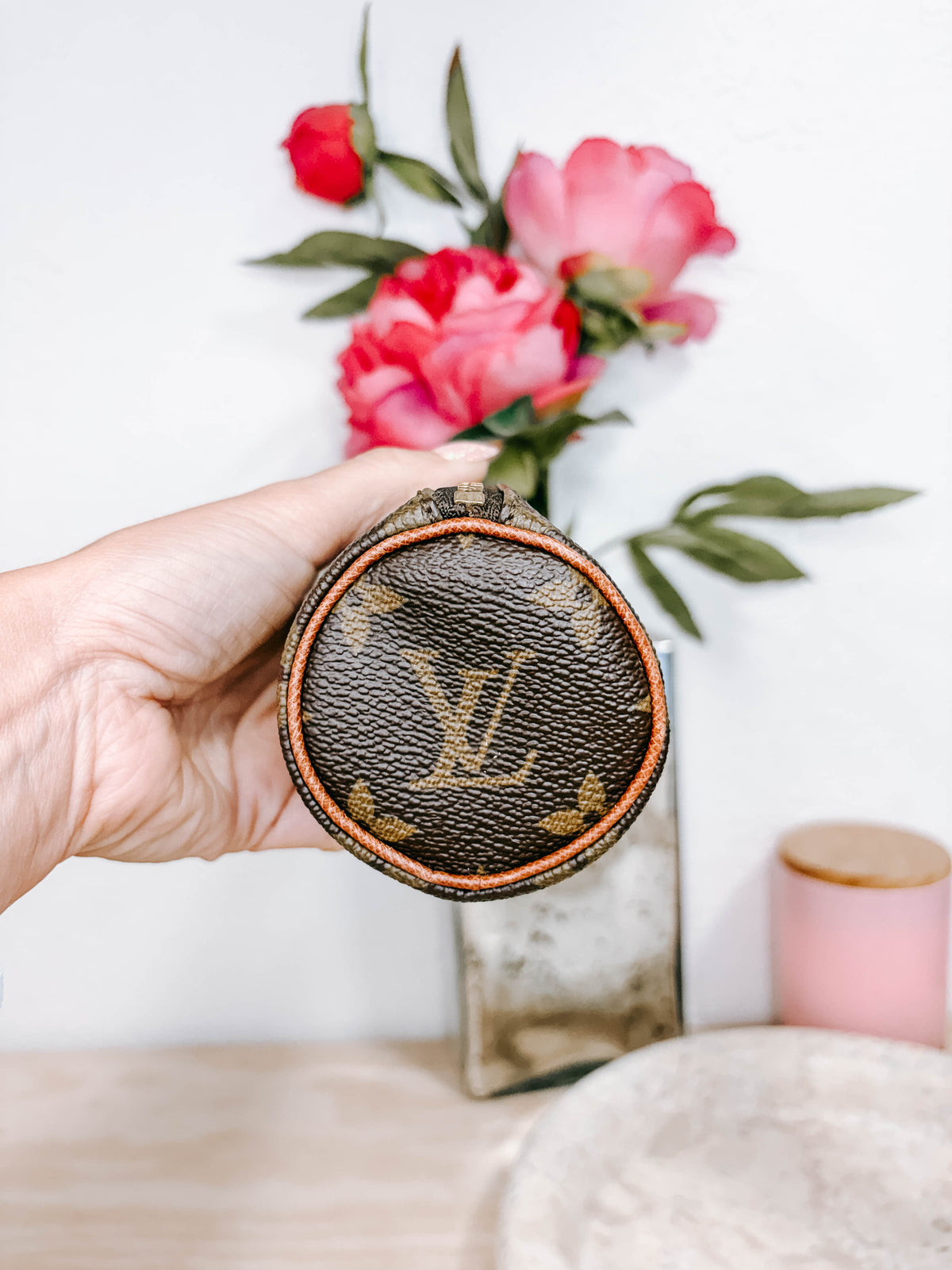 Pre-Owned Louis Vuitton Monogram Trousse Ronde Pen Case