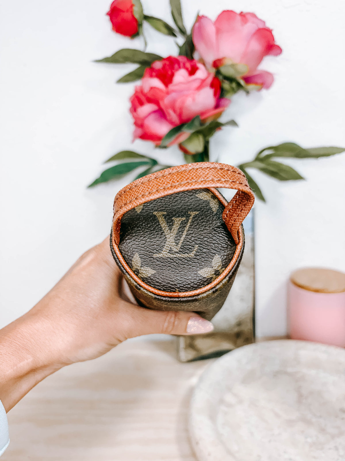Pre-Owned Louis Vuitton Monogram Trousse Ronde Pen Case