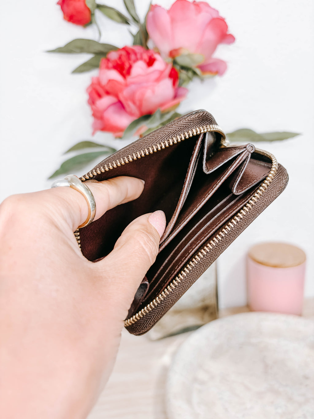Pre-Owned Louis Vuitton Damier Ebene Zippy Coin Purse