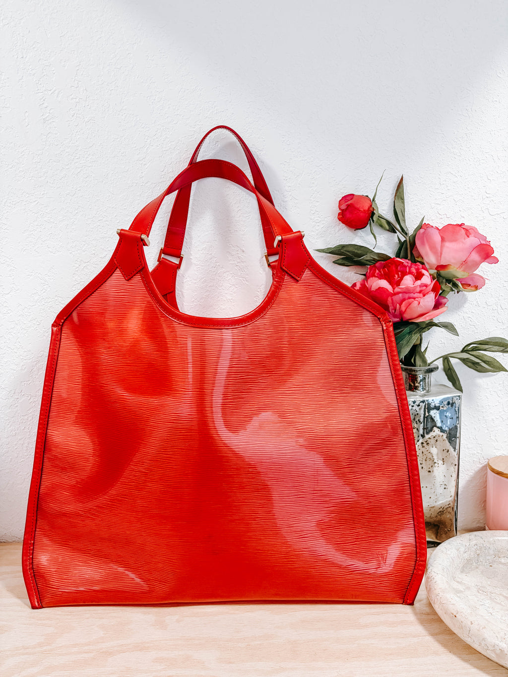 Pre-Owned Louis Vuitton Red Epi Leather Texture PVC and Leather LV Embossed Beach Bag
