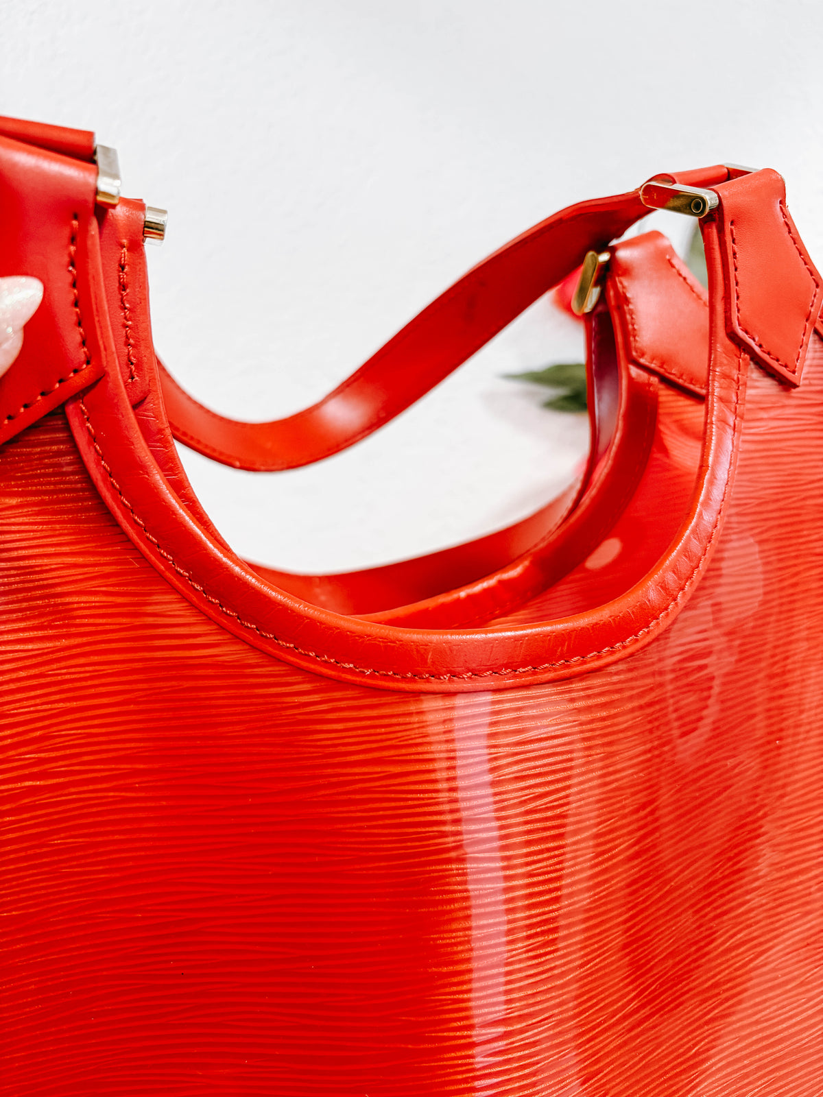 Pre-Owned Louis Vuitton Red Epi Leather Texture PVC and Leather LV Embossed Beach Bag