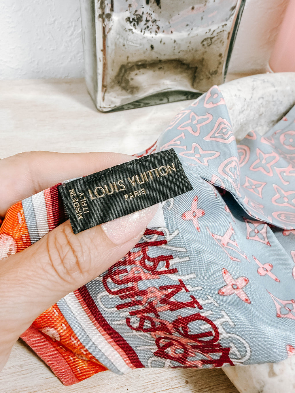 Pre-Owned Louis Vuitton Silk Pink Ombre Multicolor Bandeau Scarf