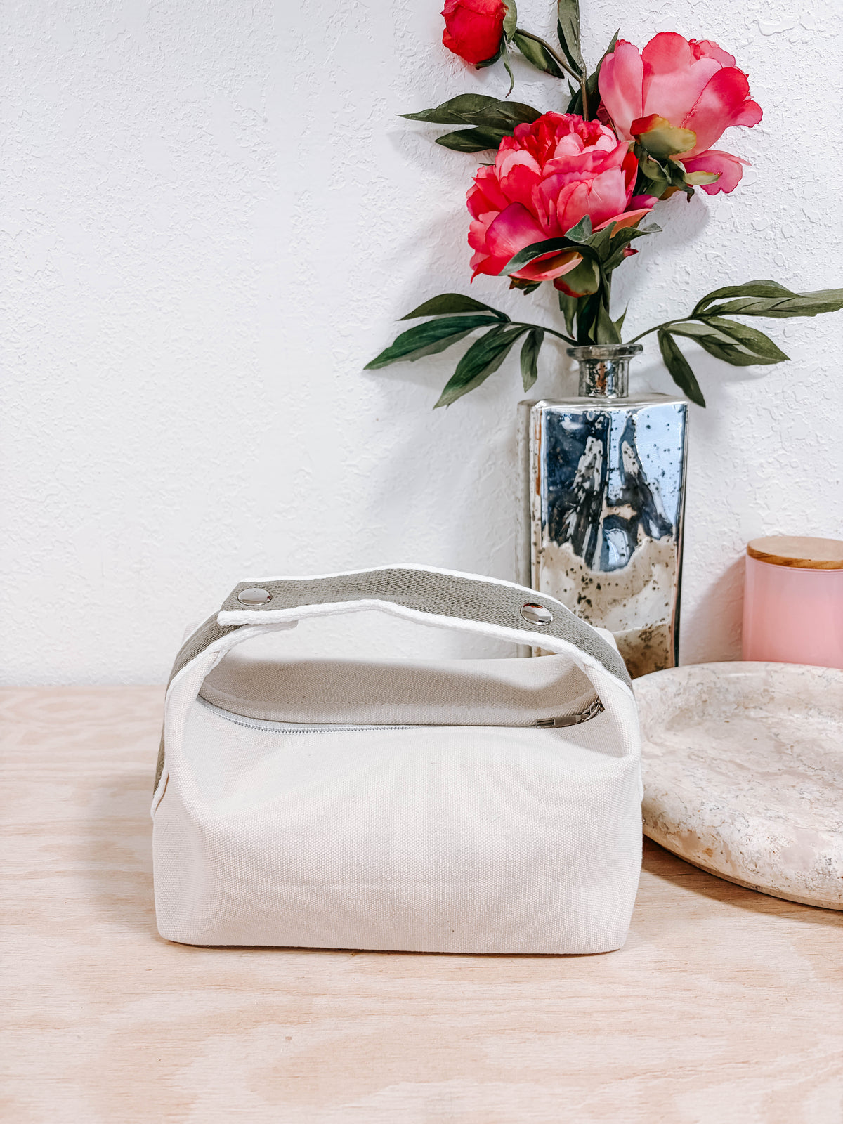 HNW Luxury Cotton Canvas Cosmetic Travel Pouch