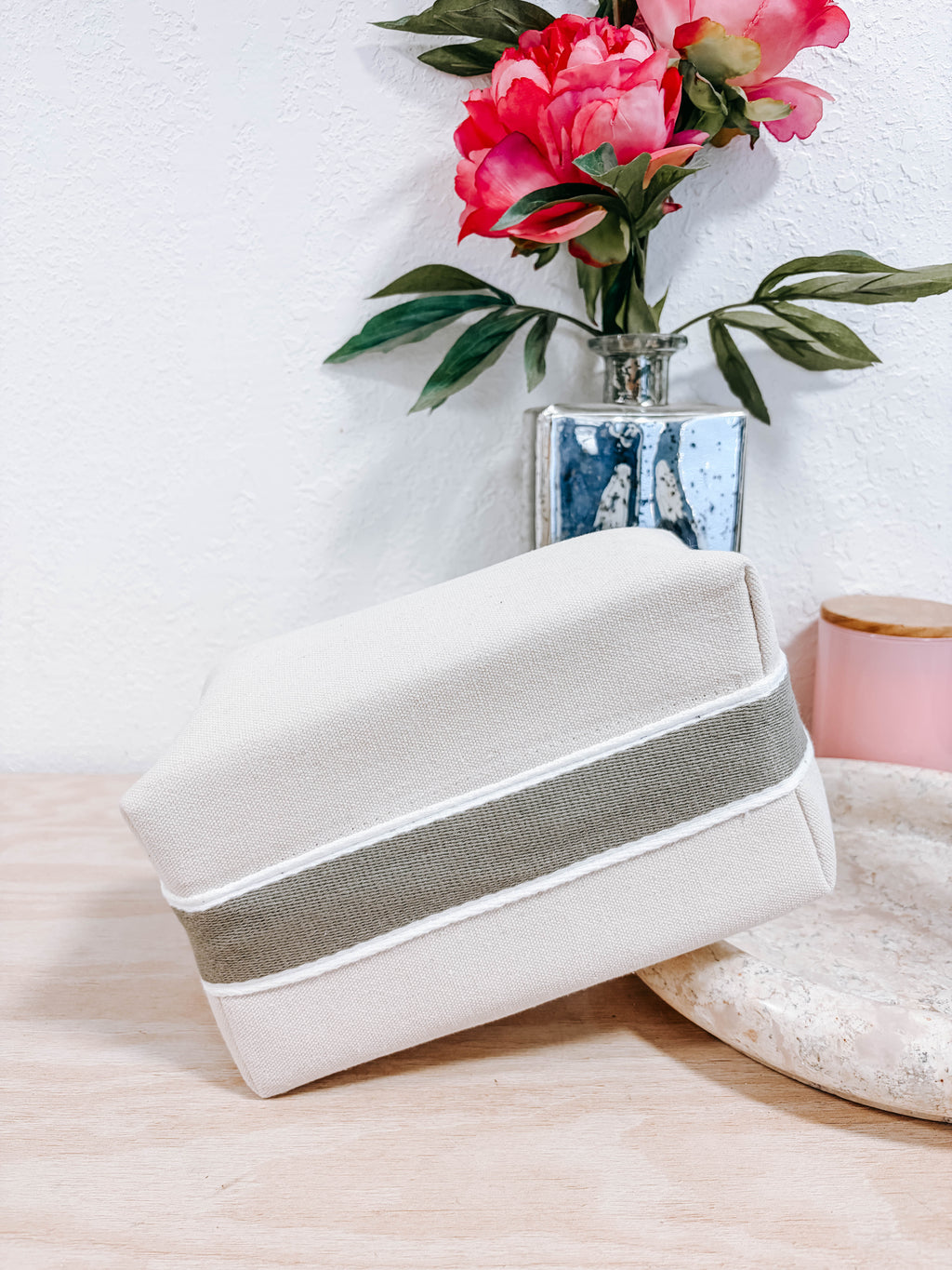HNW Luxury Cotton Canvas Cosmetic Travel Pouch