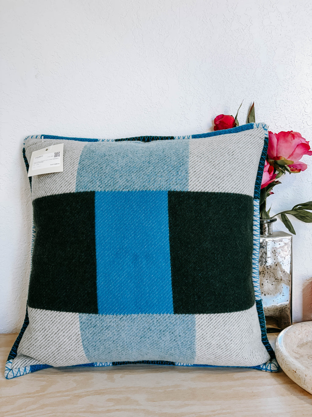 Pre-Owned Hermès Tissage Throw Pillow – Reversible Blue & Green | BNWT