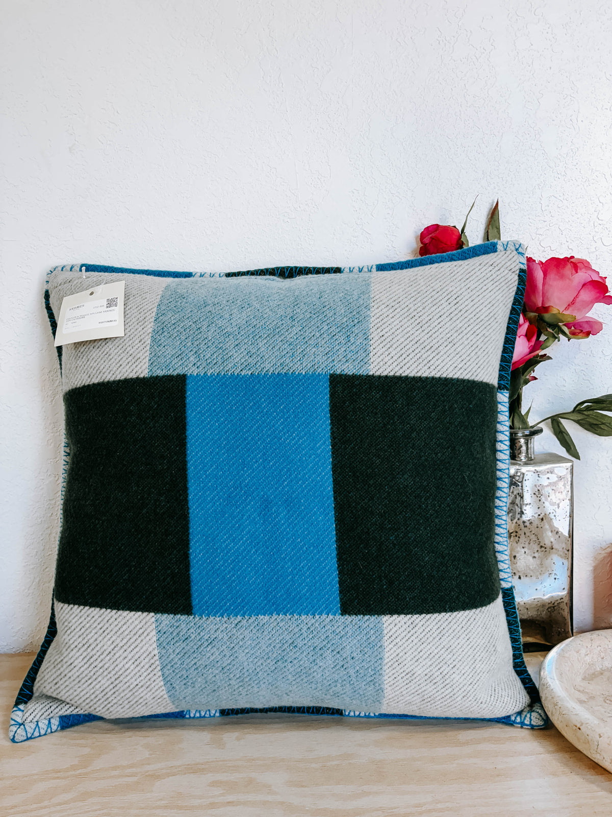 Pre-Owned Hermès Tissage Throw Pillow – Reversible Blue & Green | BNWT