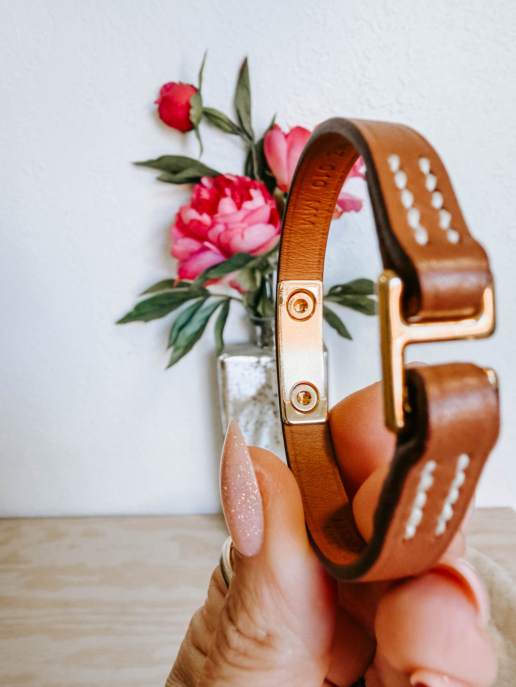 Pre-Owned Hermès Rivale Mini Bracelet – Gold with Gold-Tone Hardware