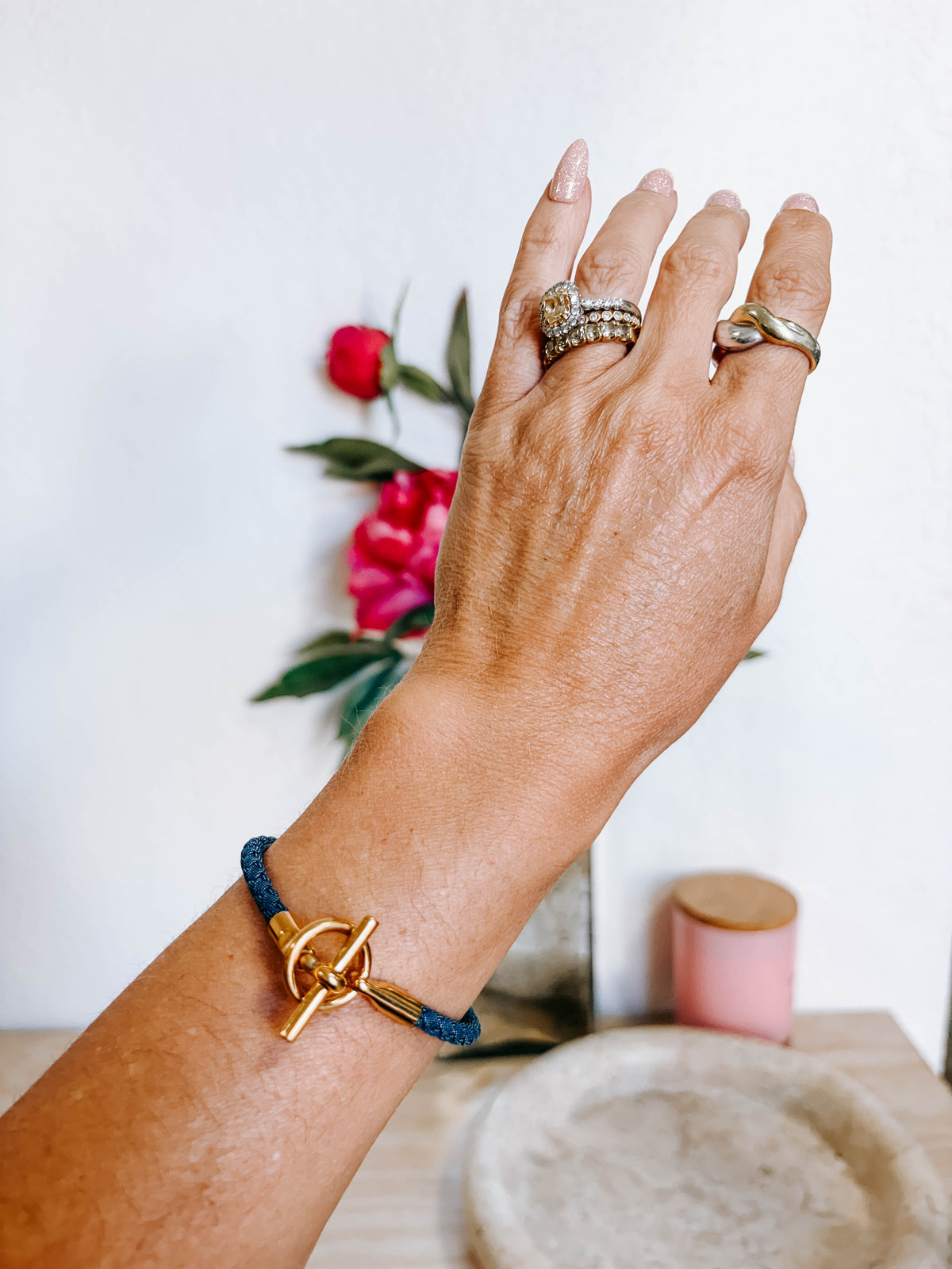 Pre-Owned Hermès Glenan Bracelet – Denim Blue with Gold-Tone Hardware
