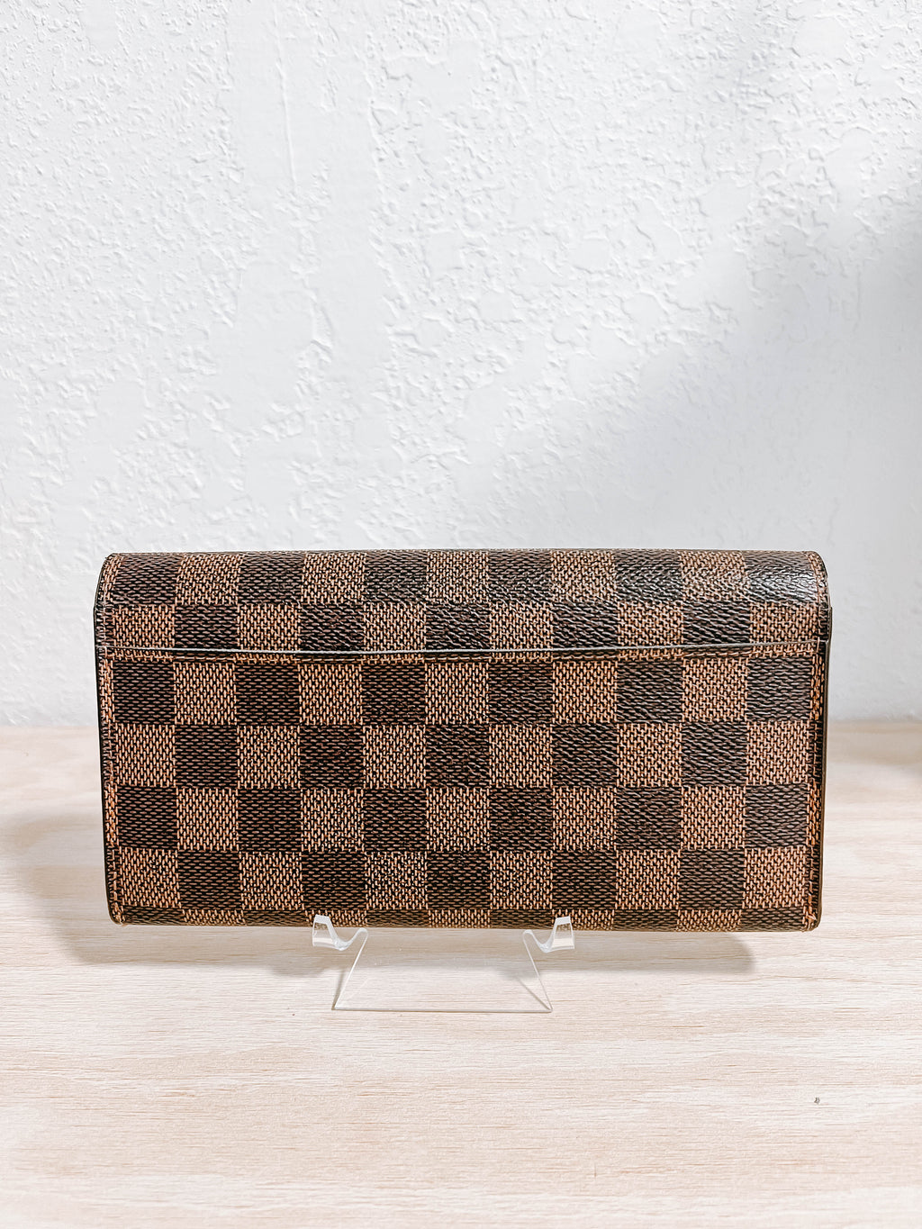 Damier Ebene Sarah International Wallet