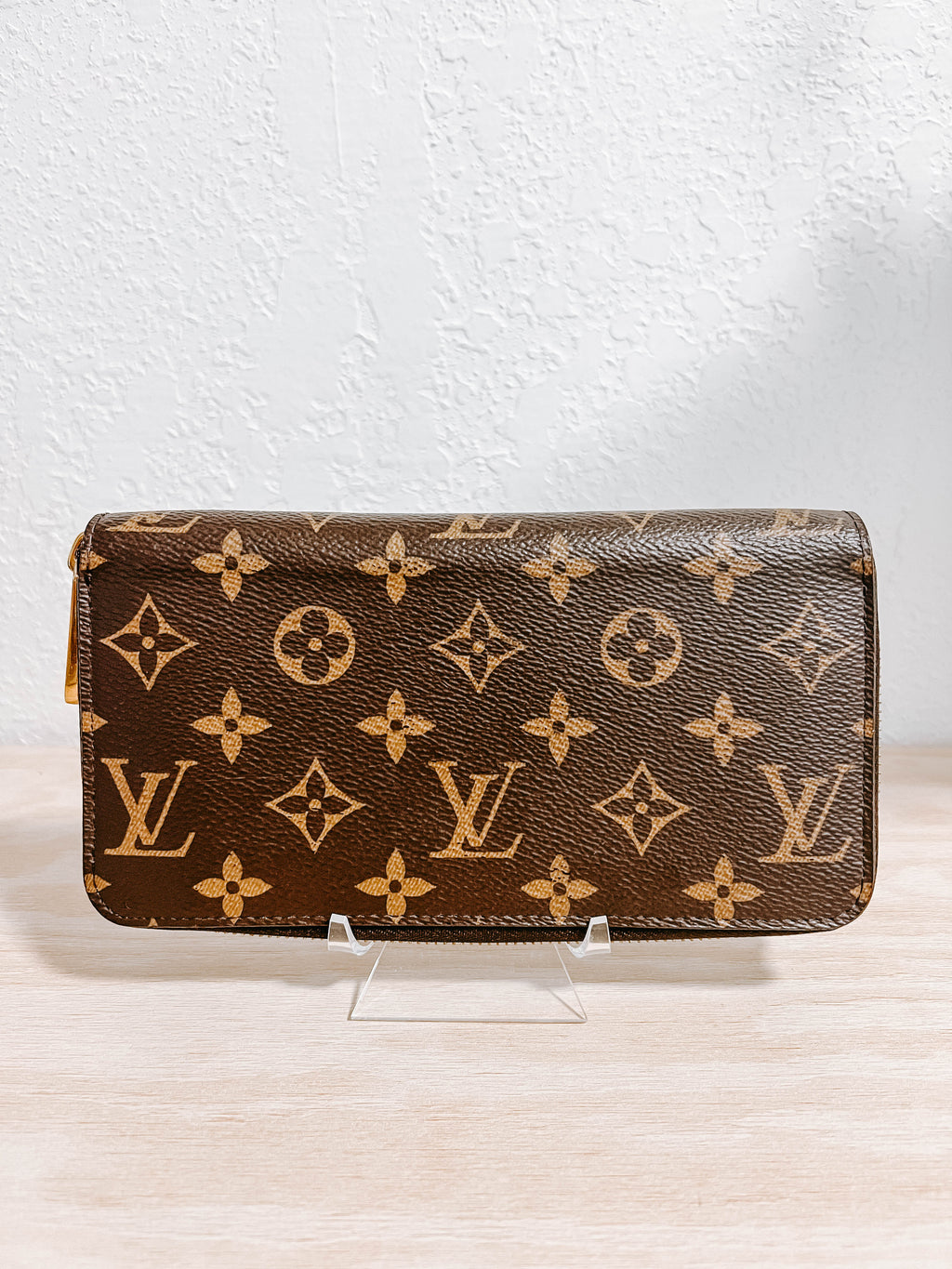 Pre-Owned Louis Vuitton Monogram Zippy Wallet