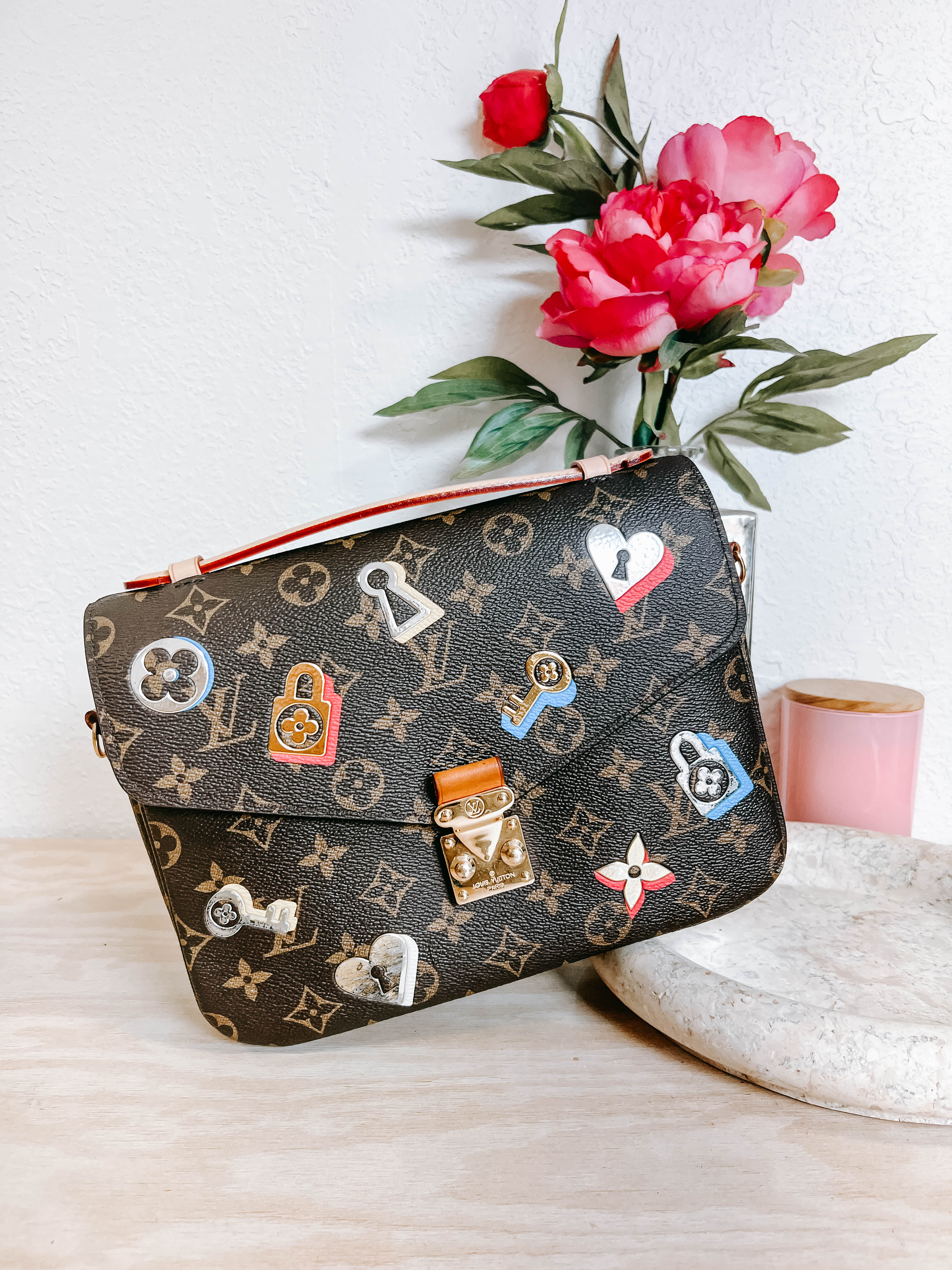 Pre-Owned LV Monogram Love Lock Pochette Metis *Final Sale*