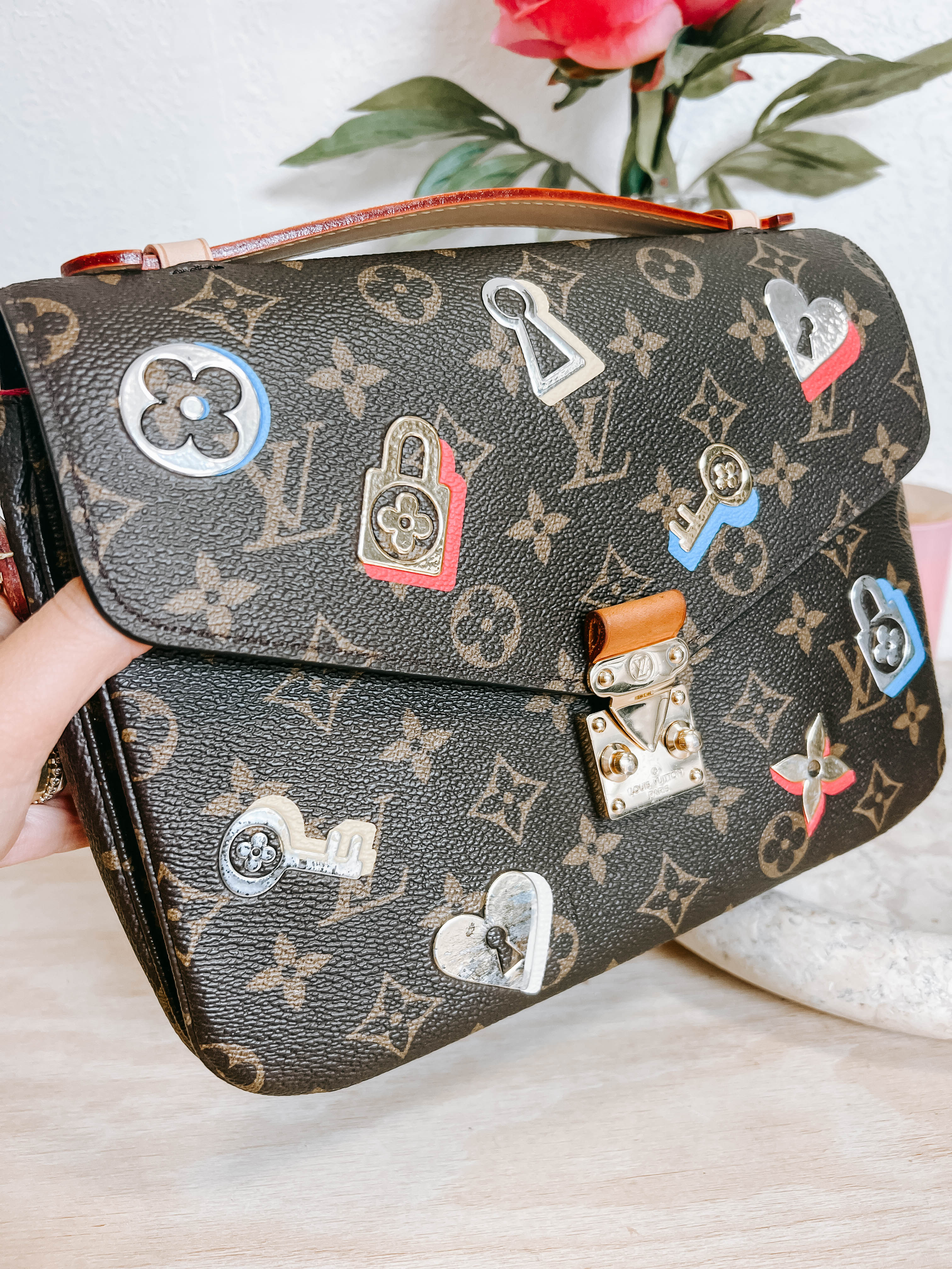 Pre-Owned LV Monogram Love Lock Pochette Metis *Final Sale*